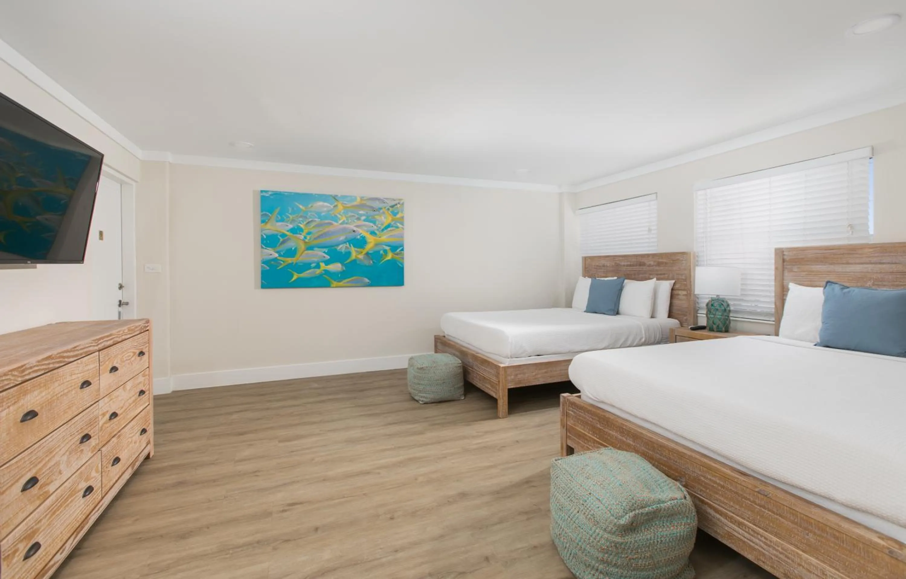 Queen Room with Two Queen Beds in La Jolla Resort