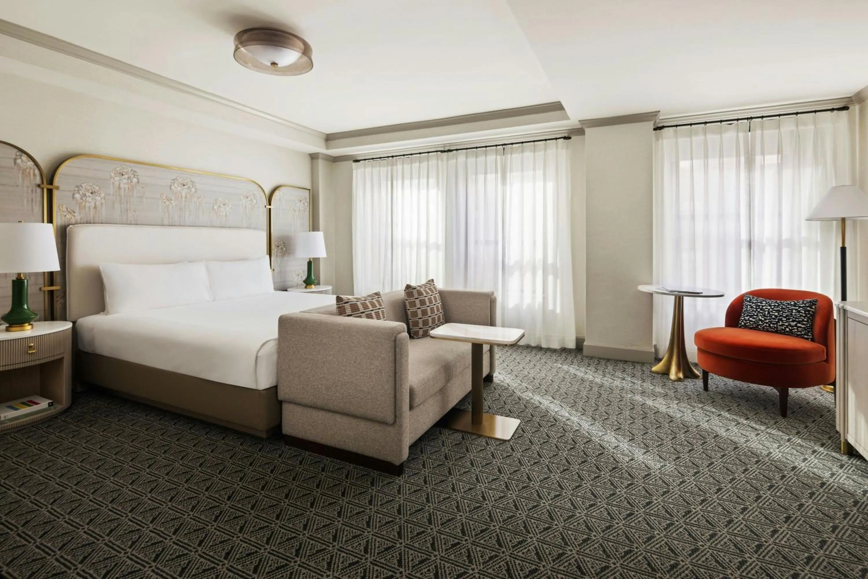 King Suite in The Talbott, Autograph Collection