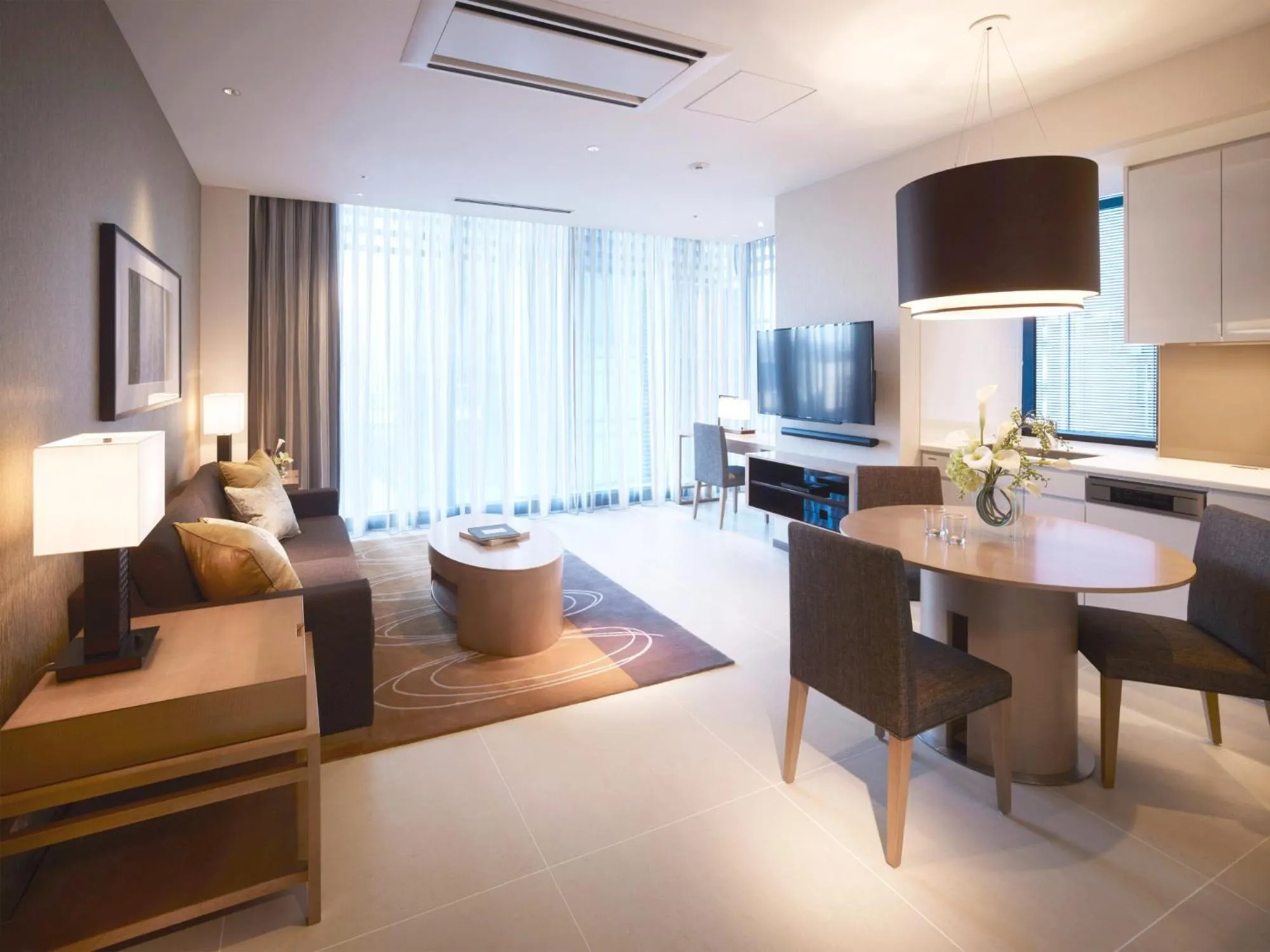 Executive One-Bedroom Suite in Oakwood Premier Tokyo