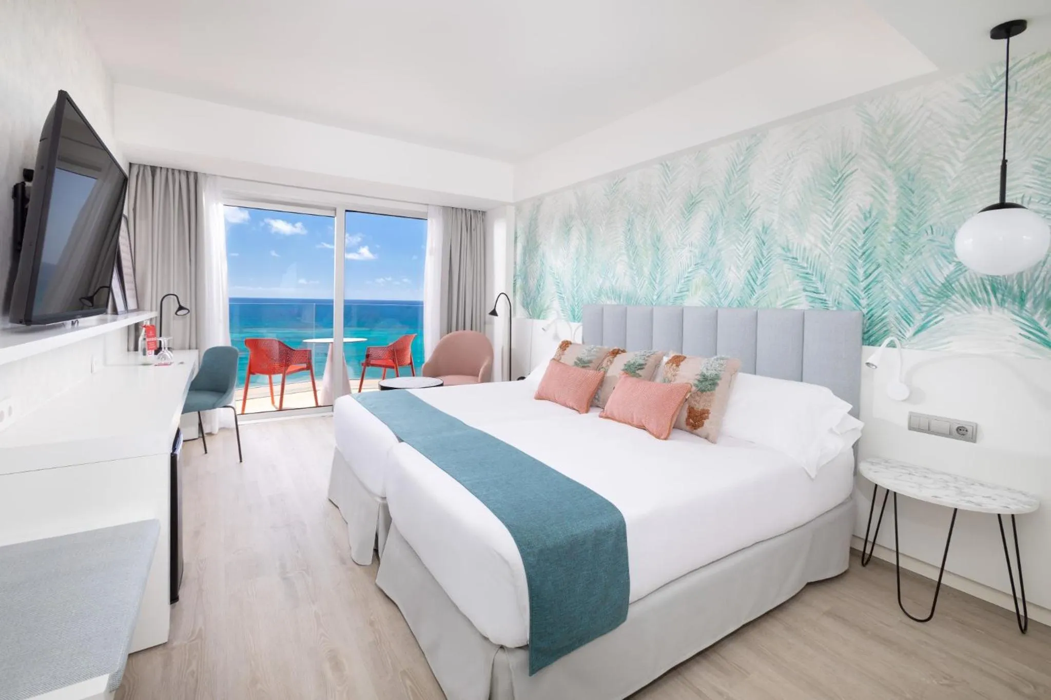 Deluxe Room Beach View (1 adult) in Hotel Cristina by Tigotan Las Palmas - Adults Only