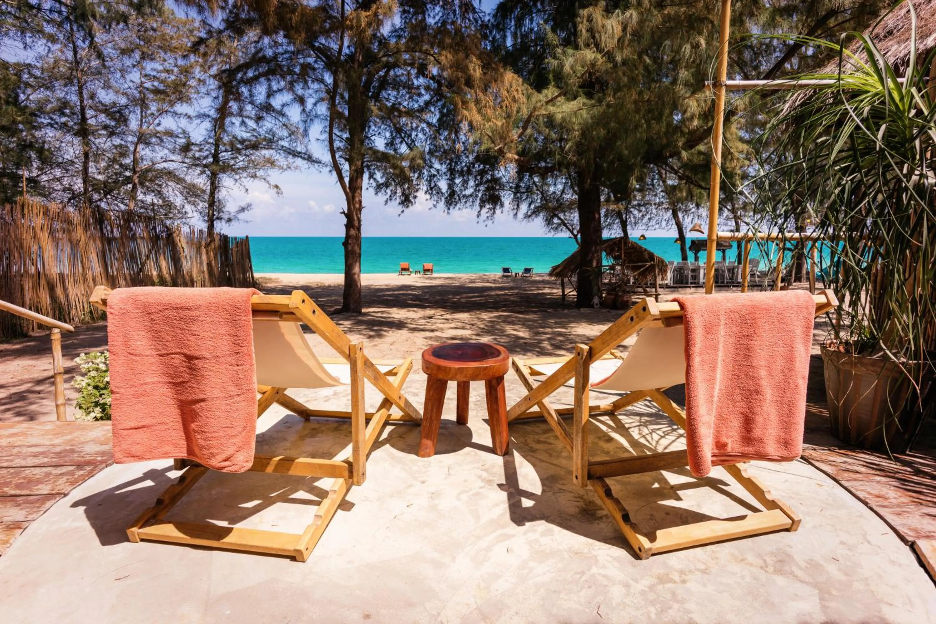 Deluxe Bungalow - Beach Front in Mumsa Beach Resort & Restaurant