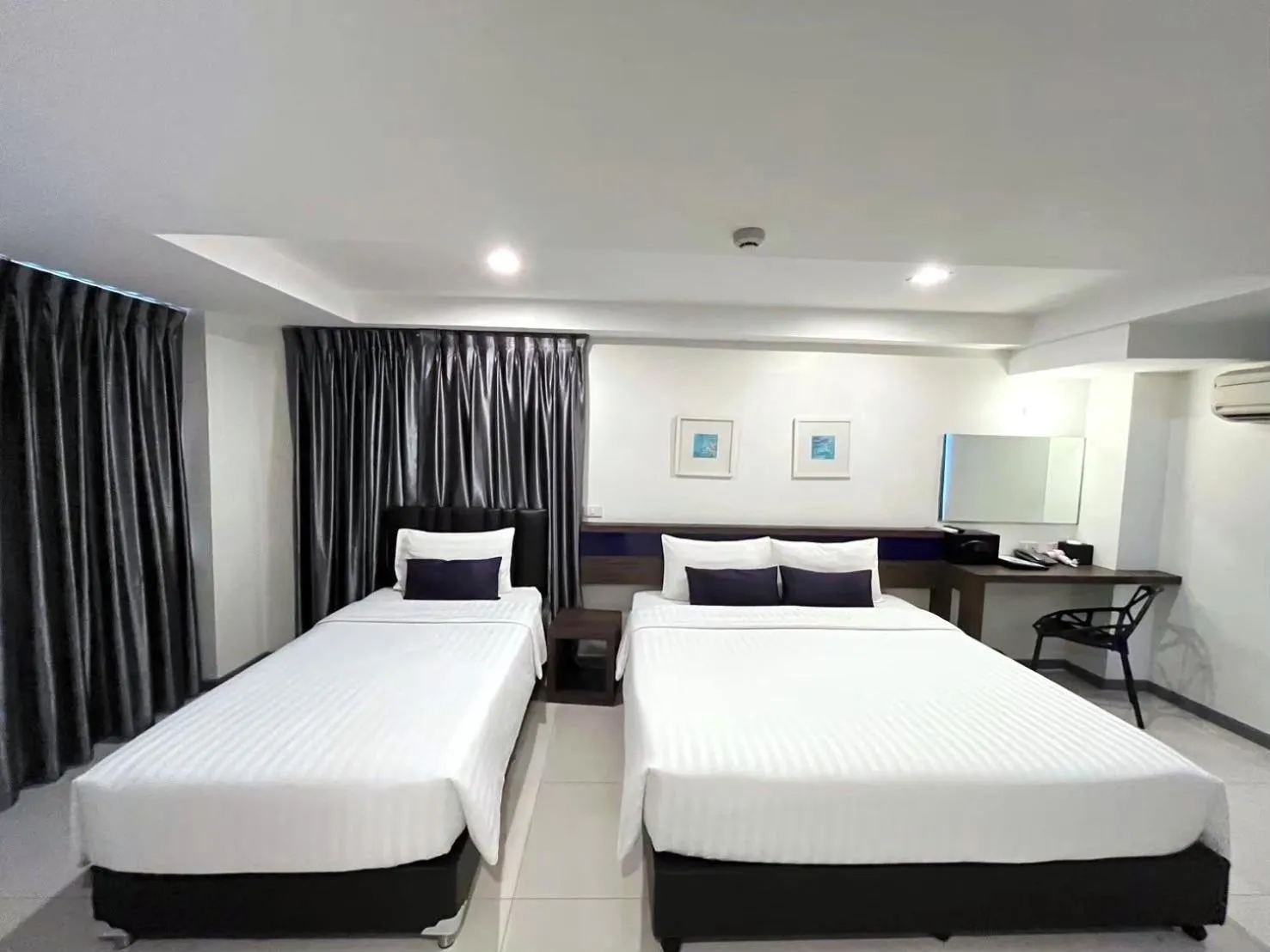 Family Room in Cubic Pratunam