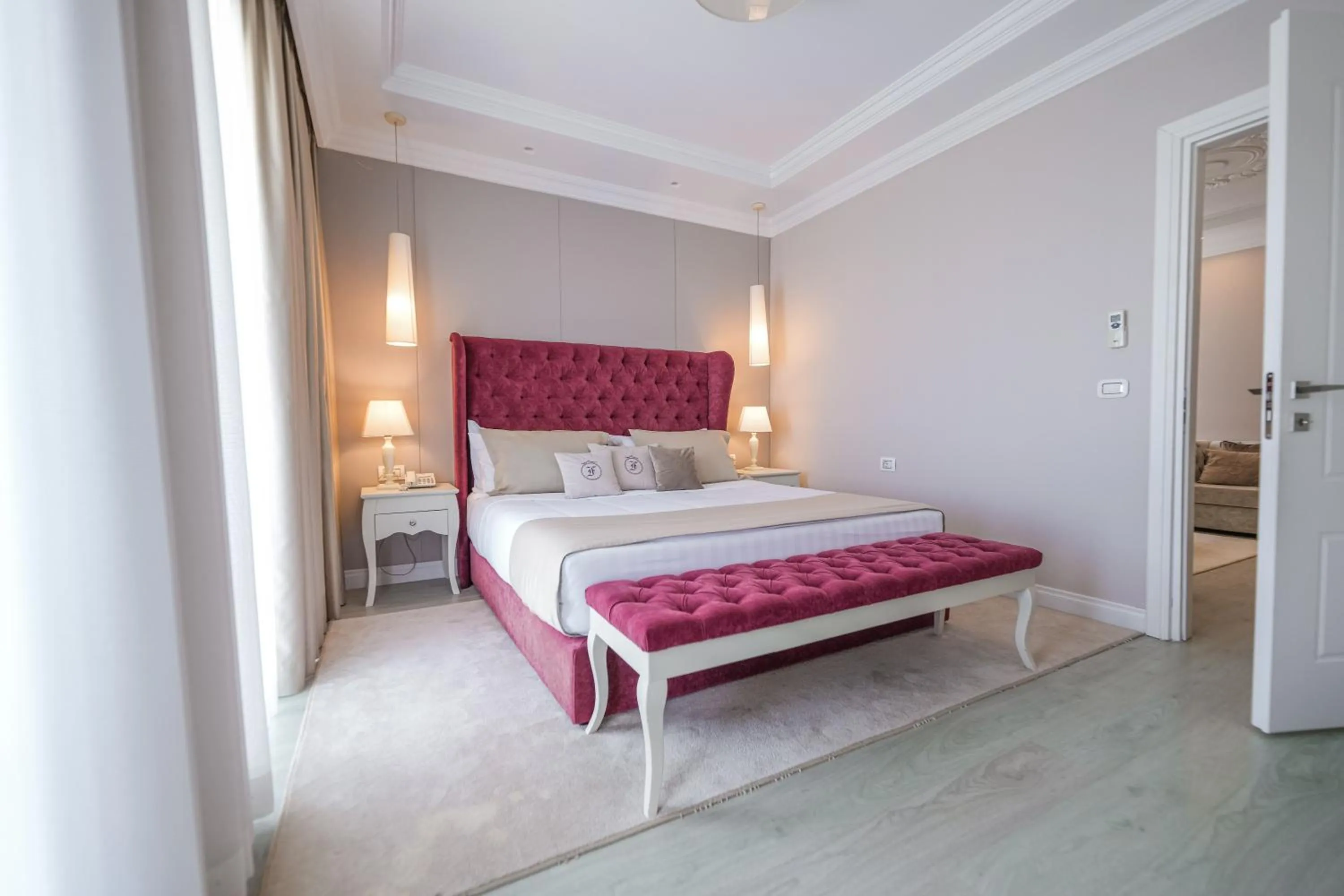 Suite in Flower Hotels & Resorts