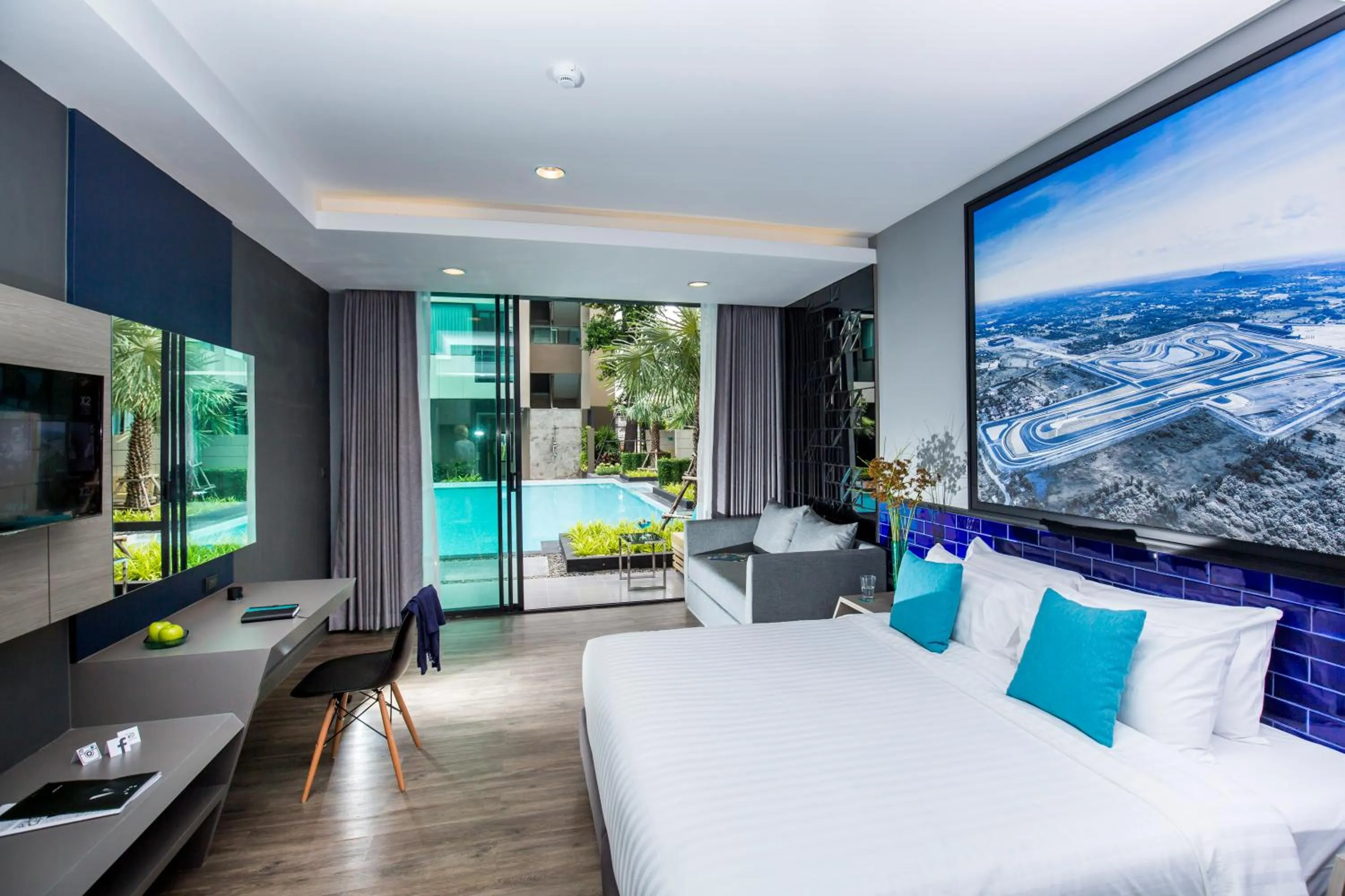  Deluxe Pool Access  in The Crystal Hotel Buriram - formerly X2 Vibe Buriram