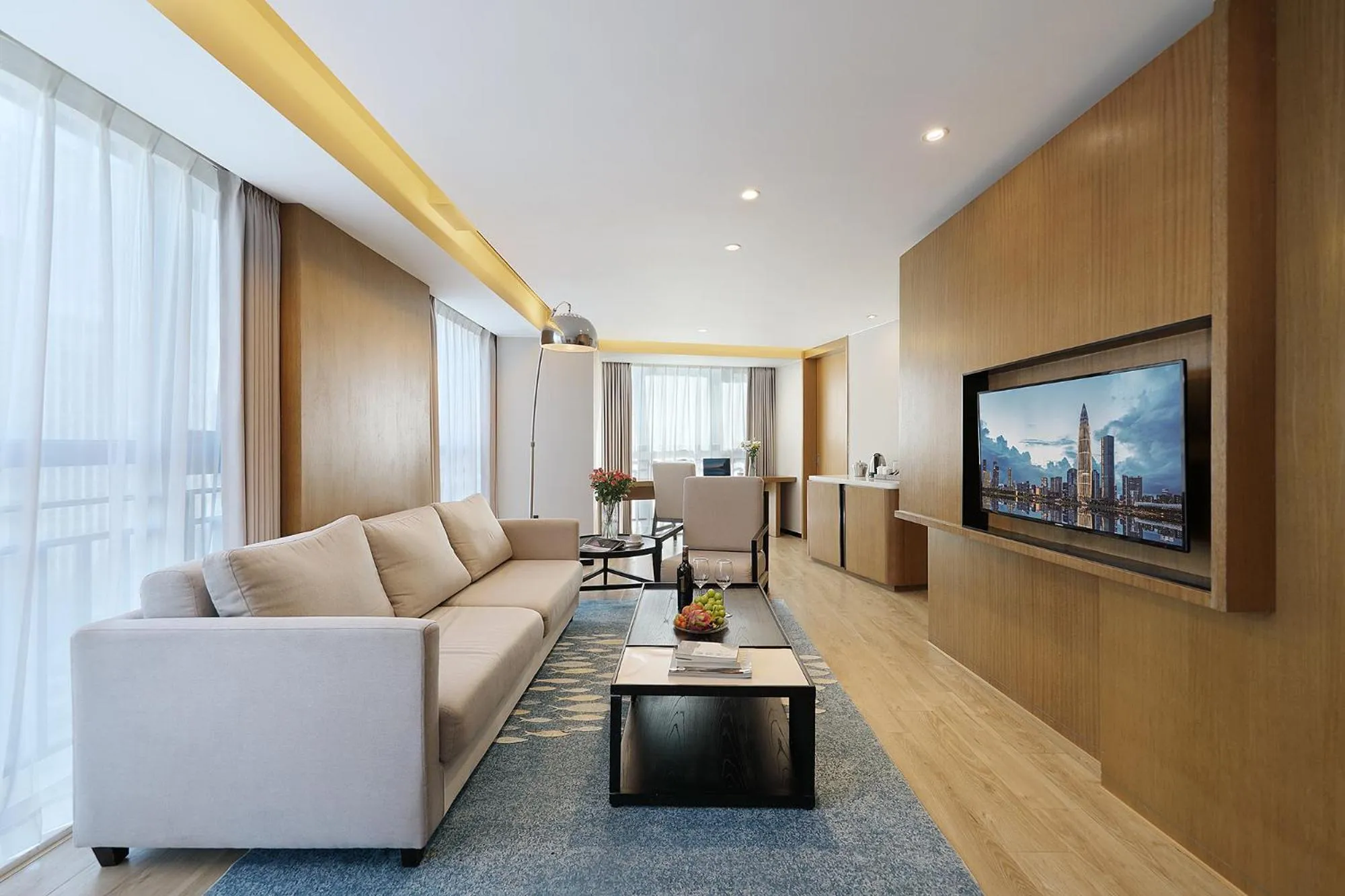 Business Suite in Hongdu Hotel