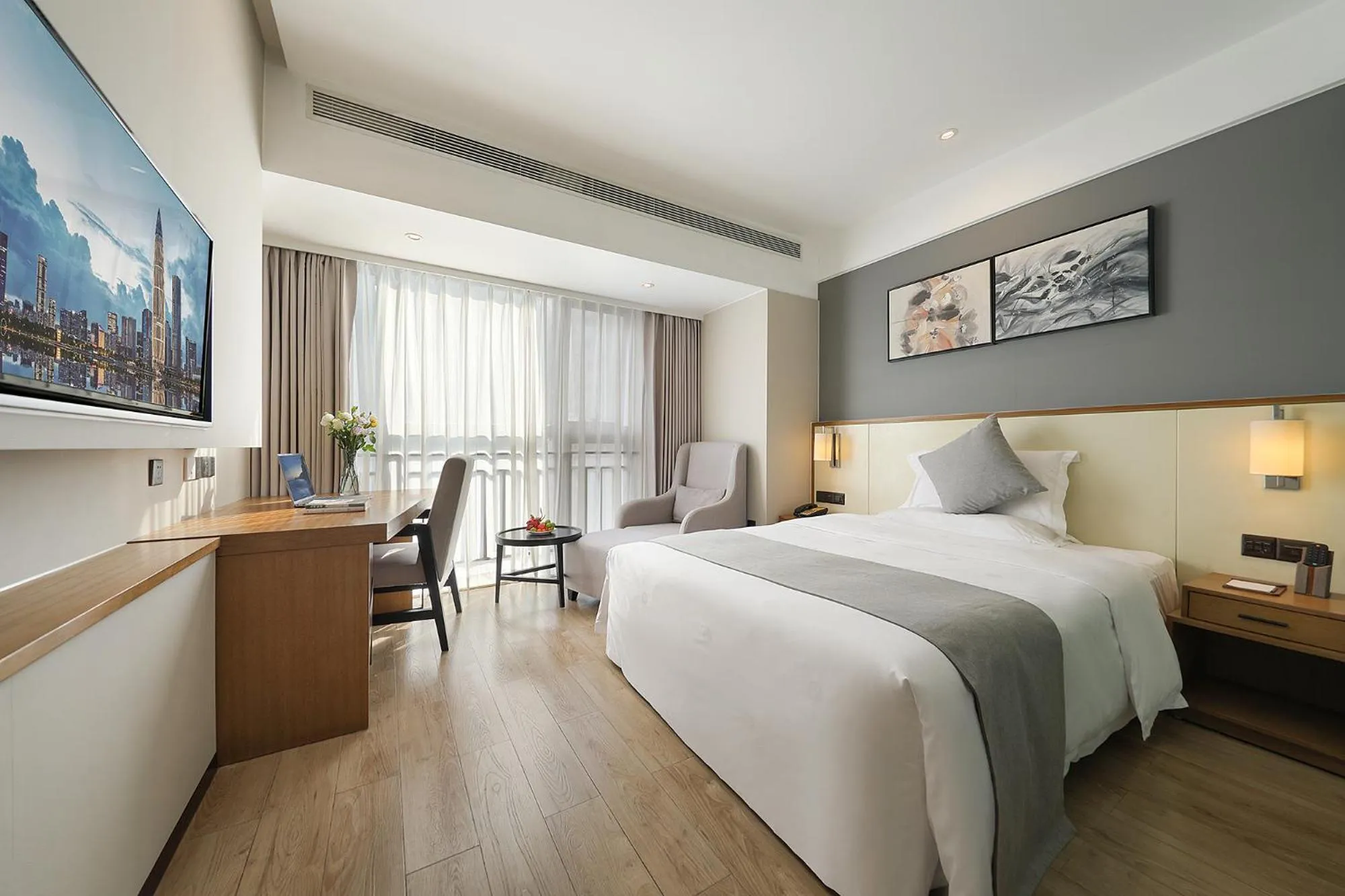 Stylish Double Room  in Hongdu Hotel