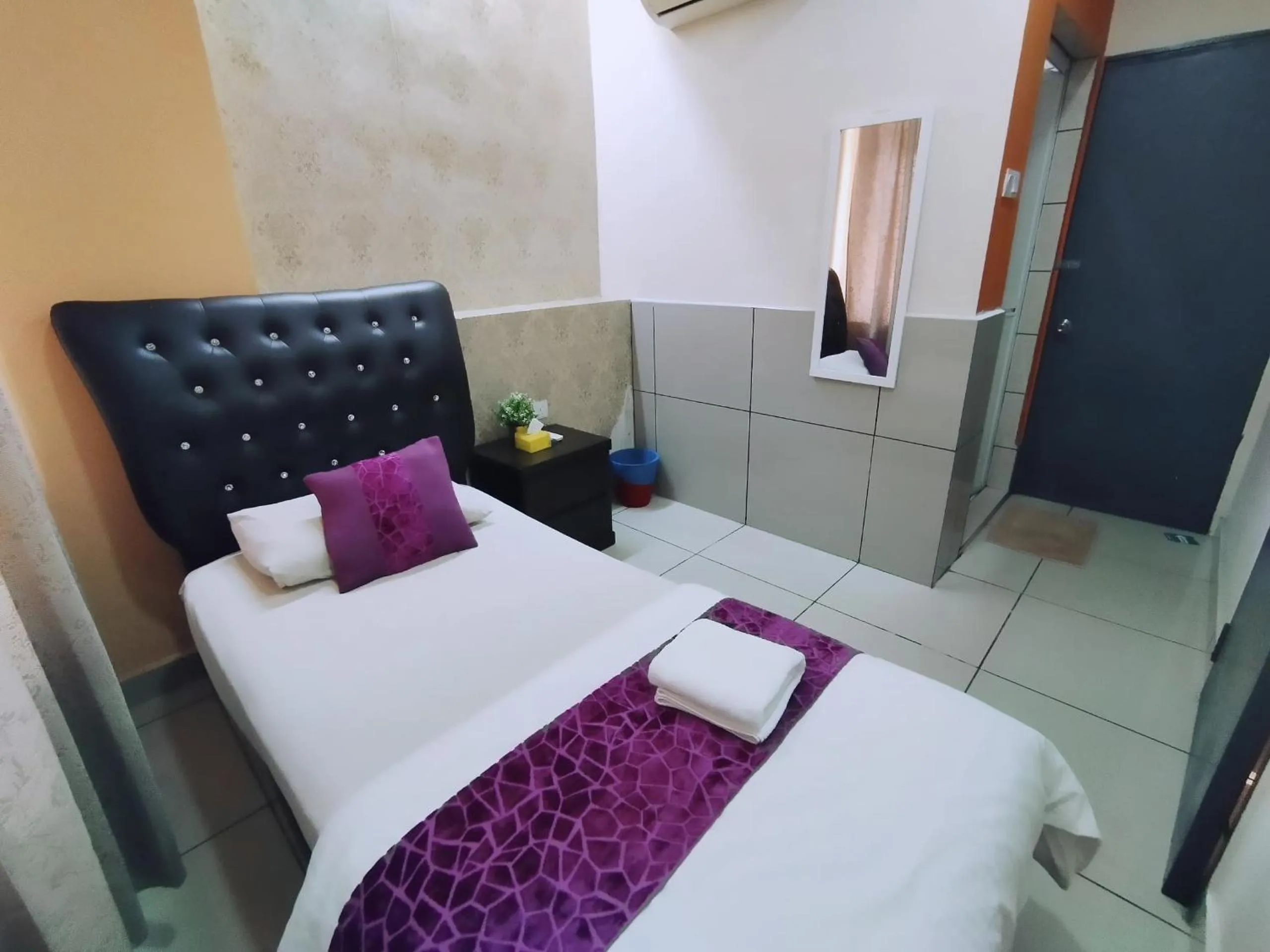 Single Room in Mimilala Hotel @ i-City, Shah Alam