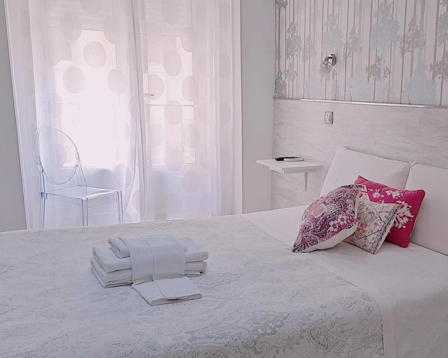 Exterior Double Room in Hostal Met Madrid