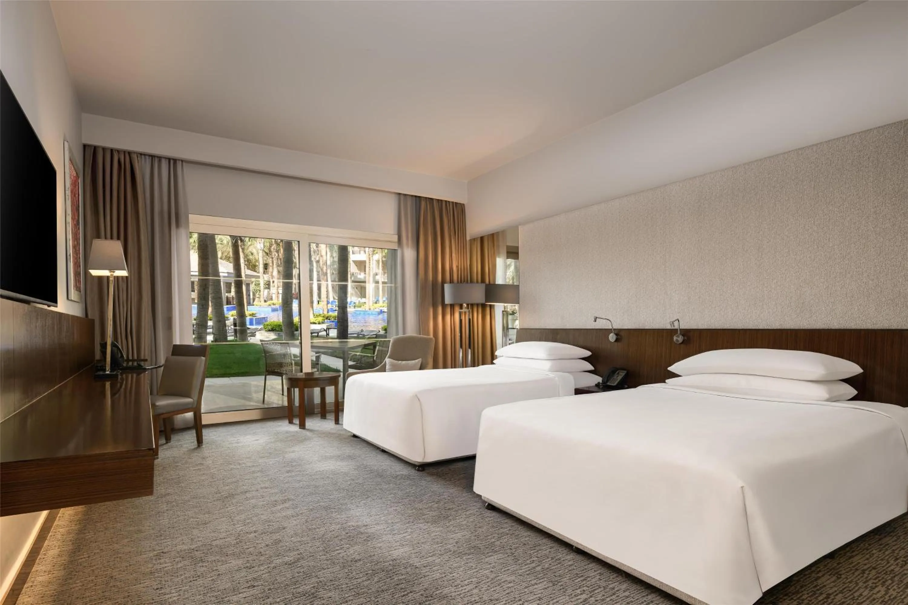 Twin Room with Direct Pool Access in Dusit Thani LakeView Cairo