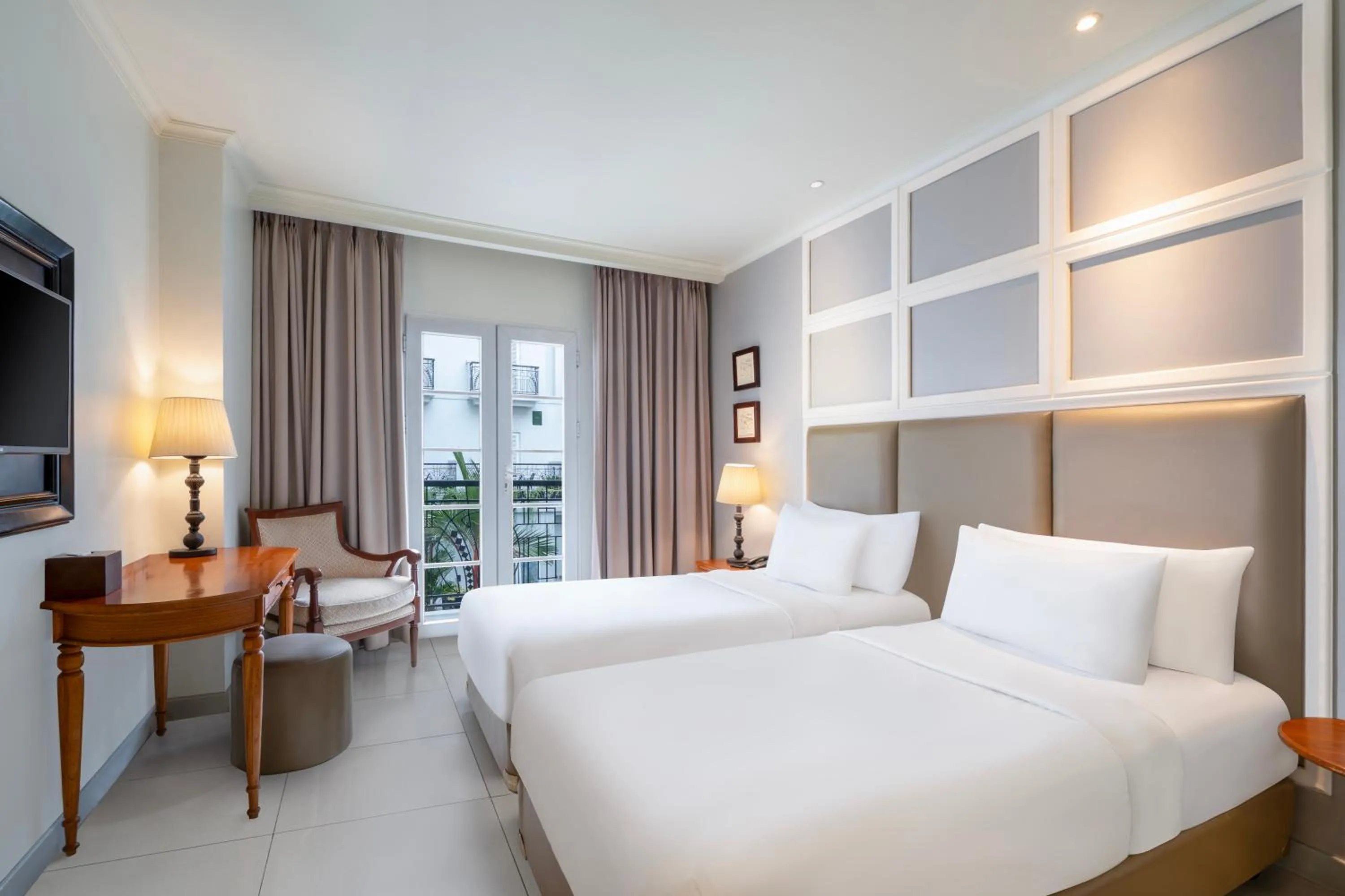 Deluxe Twin Room with Pool View in Hotel Indies Heritage Prawirotaman