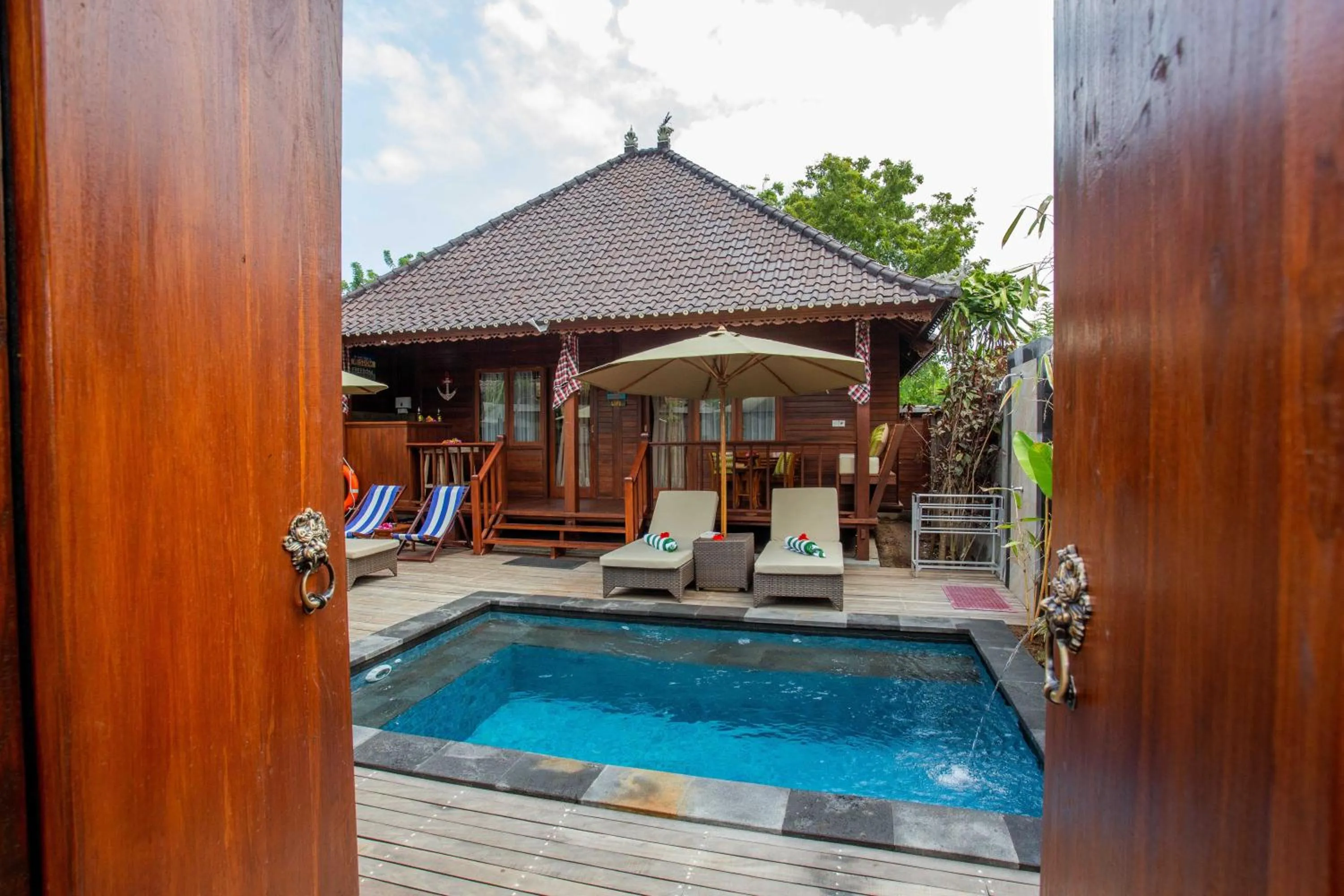 Family Villa with Private Pool in Sunset Garden Nusa Lembongan