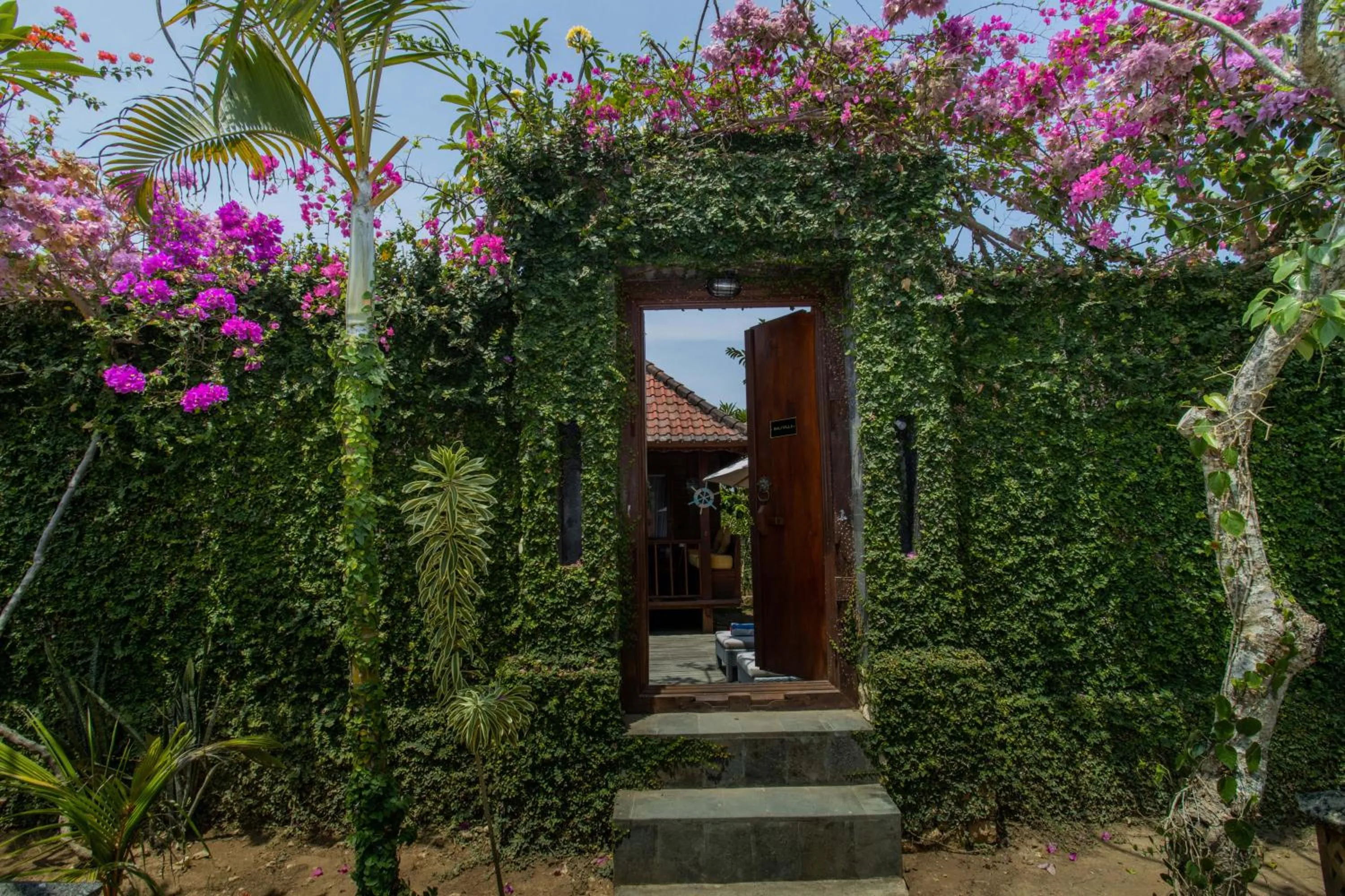 Deluxe Villa (3 Adults) with Private Pool Villa in Sunset Garden Nusa Lembongan