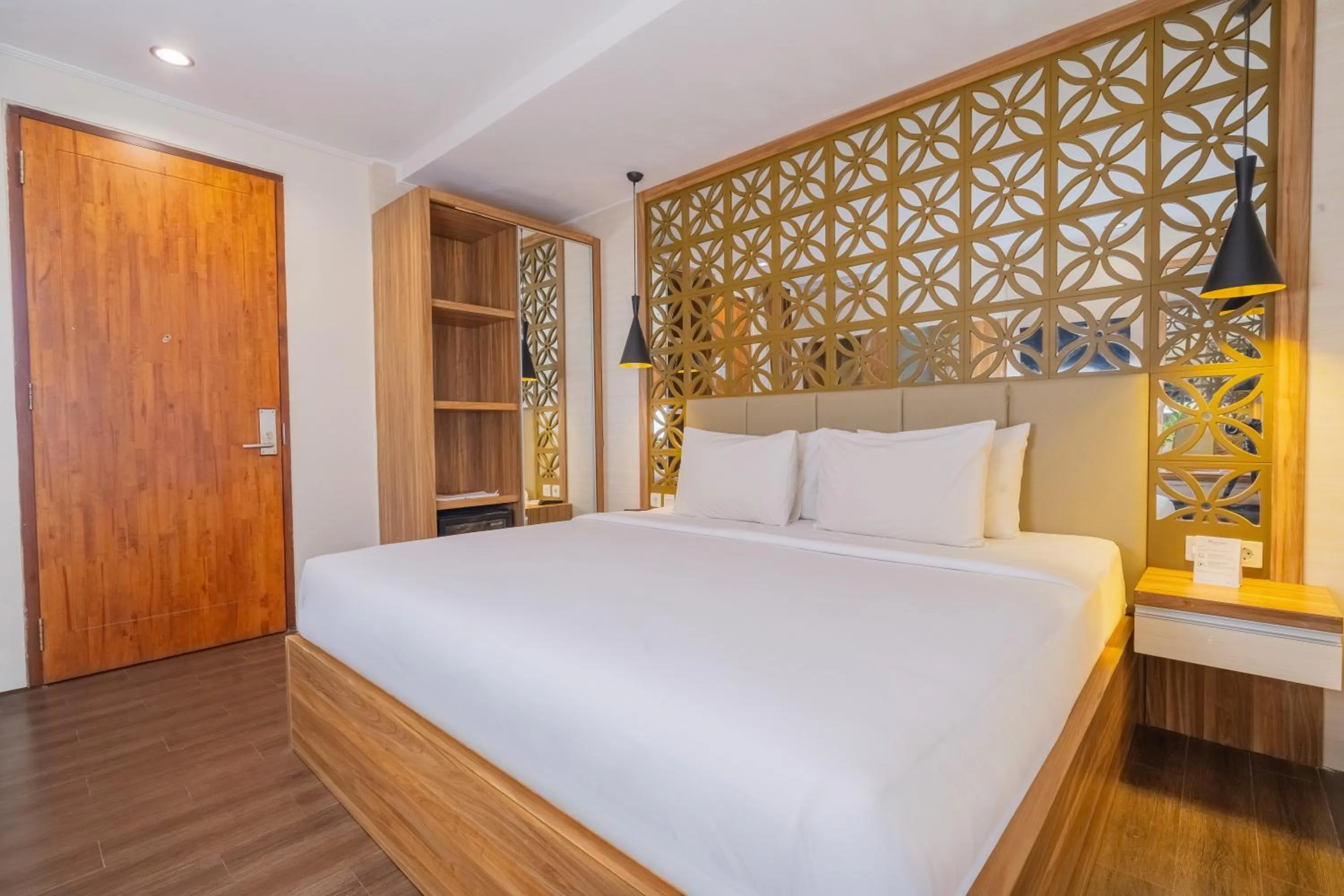 Superior Room in Swiss-Belinn Seminyak