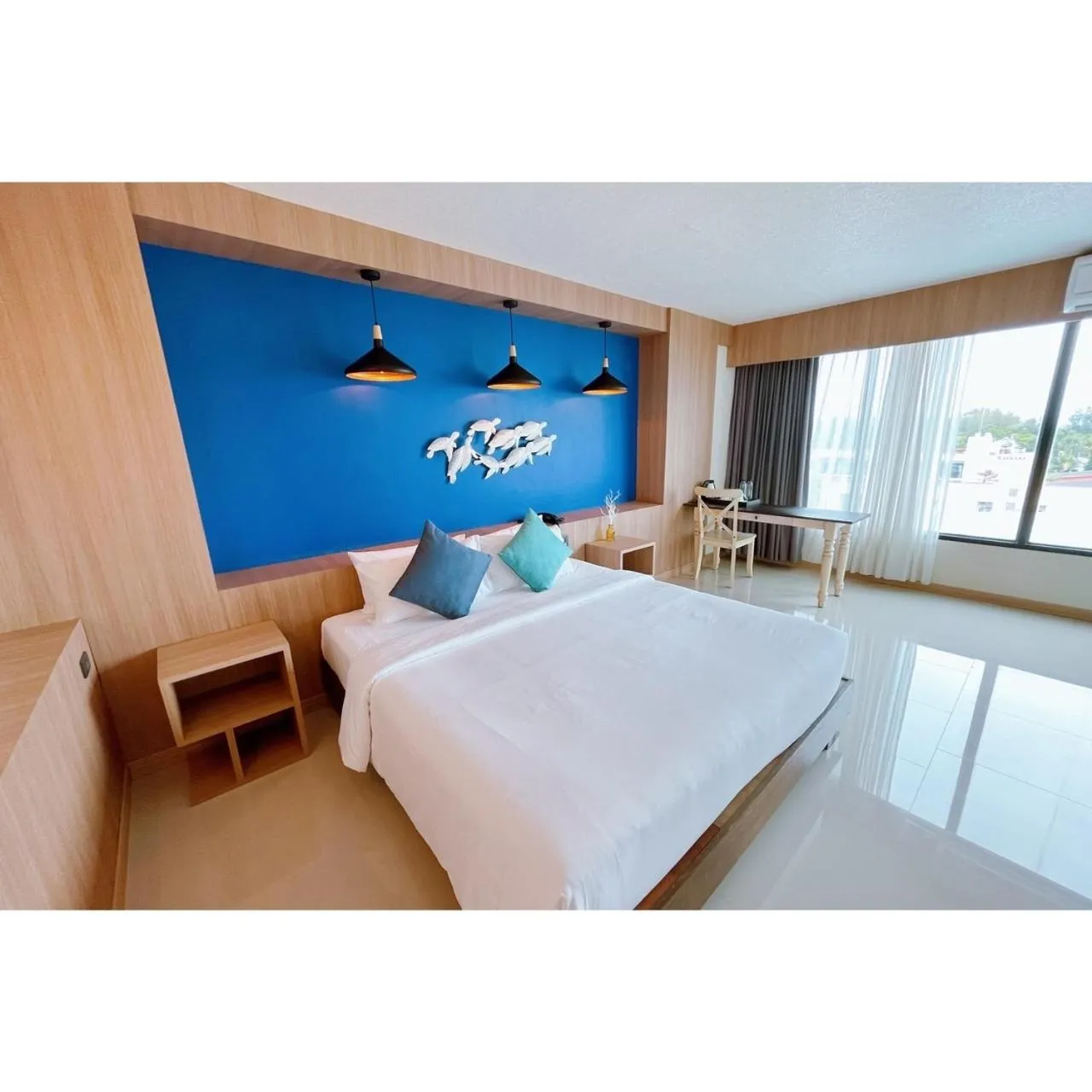Junior Suite with Free Drop Off Transfer to The Airport in The Sixteenth Naiyang Beach Hotel SHA Plus