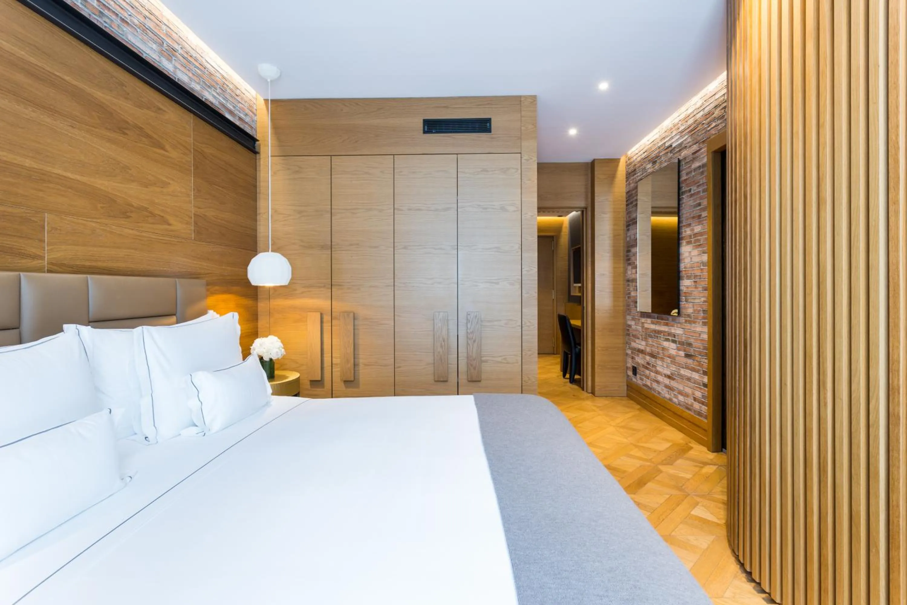 Studio in Monument Hotel