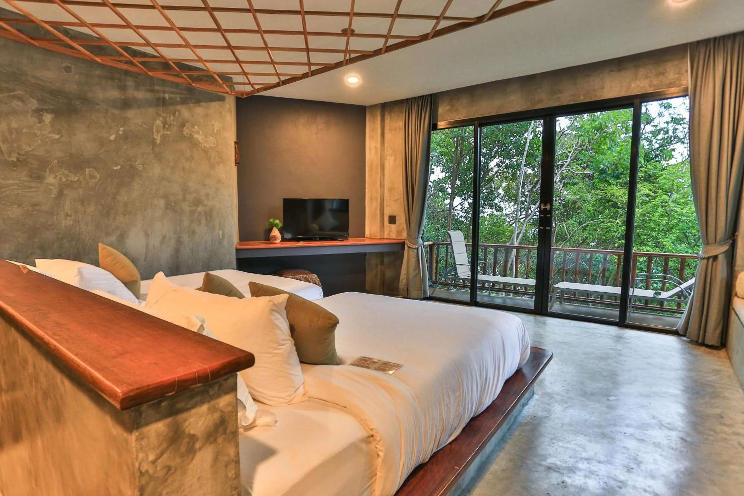 Triple Room with Garden View in Sai Daeng Resort