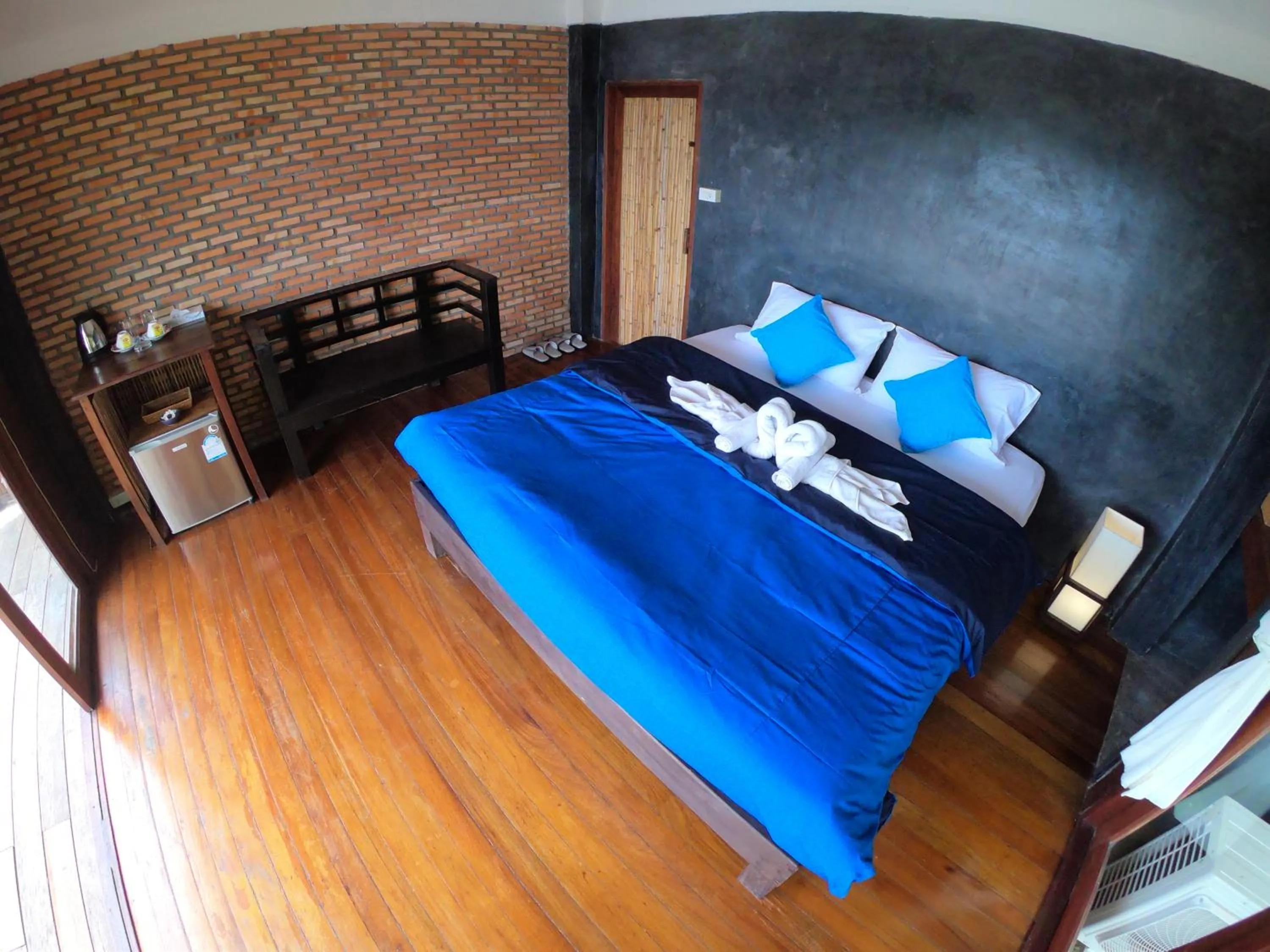 Standard Sea View Bungalow with Balcony #1 in Blue Heaven Resort Koh Tao