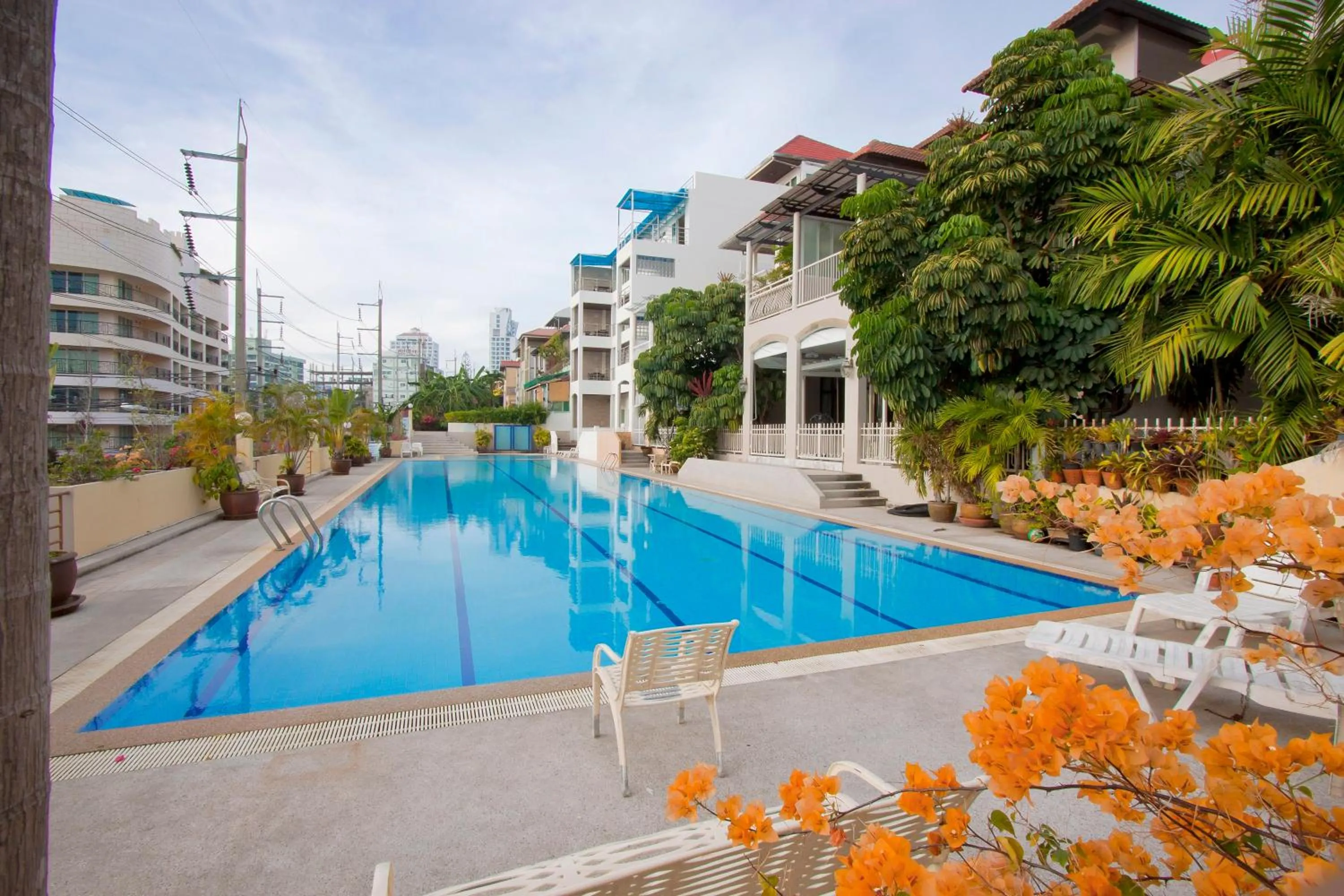 One-Bedroom Superior Apartment in Argyle Apartments Pattaya