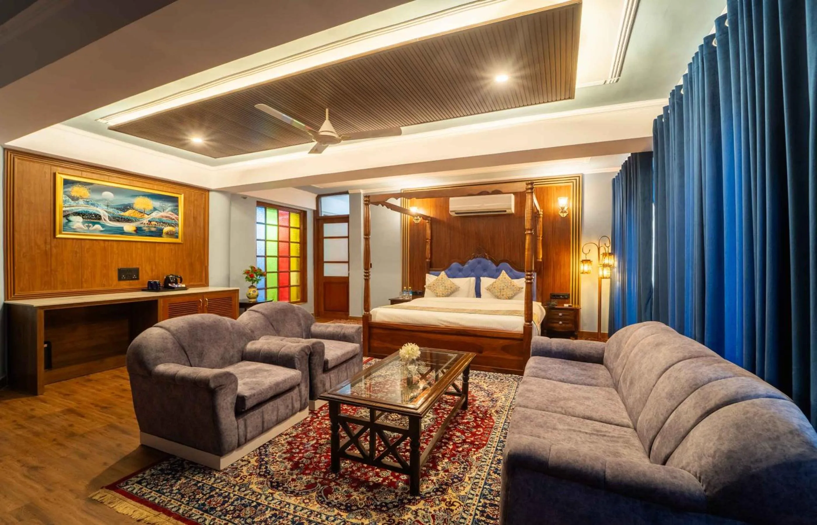 King Suite in The Kurki Heritage