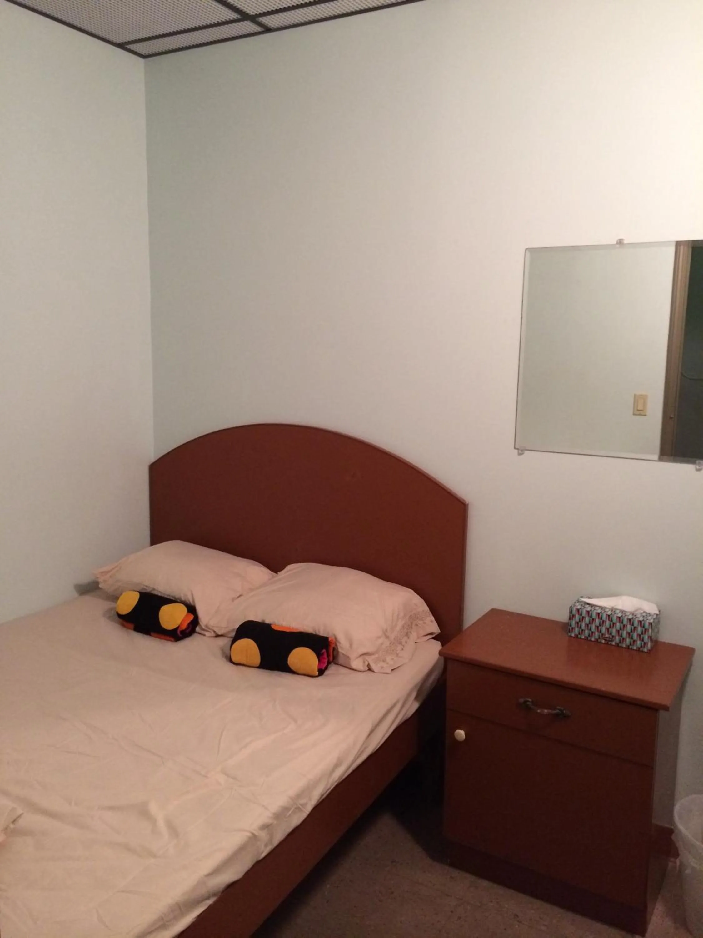 Budget Double Room in Manhattan Bowery Lodge