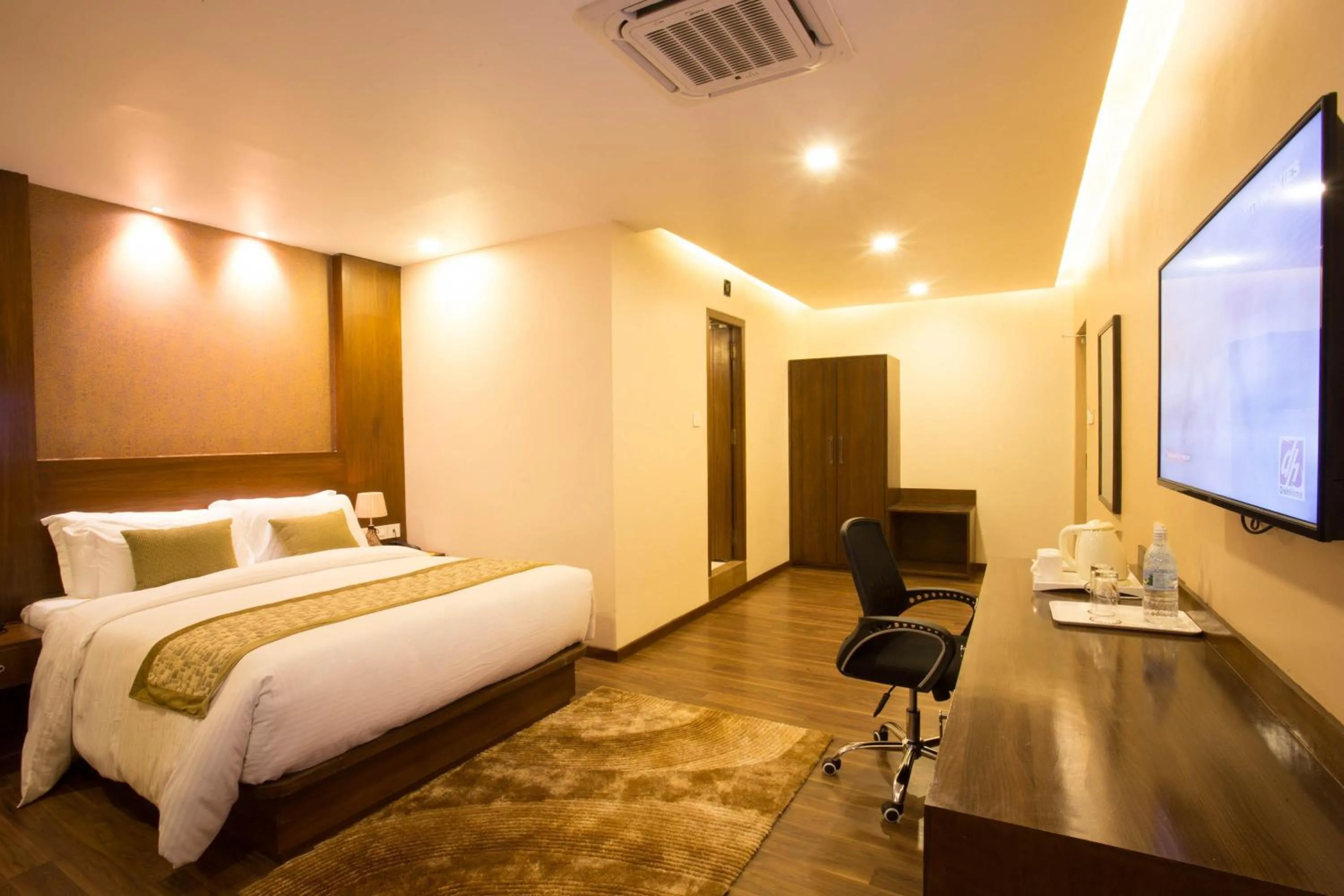 Deluxe Double or Twin Room in Yatri Suites and Spa