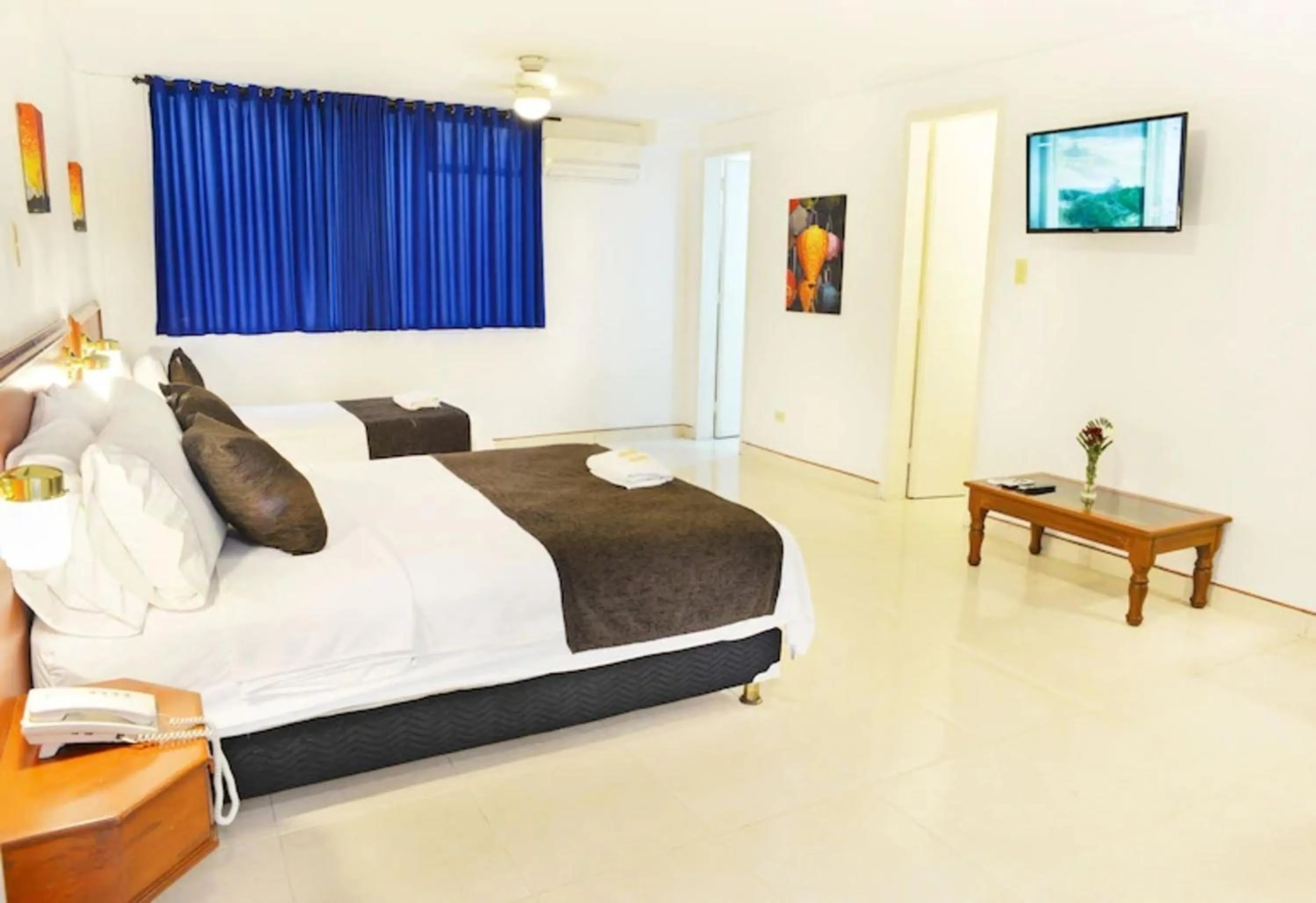 Twin Room in Hotel Thama