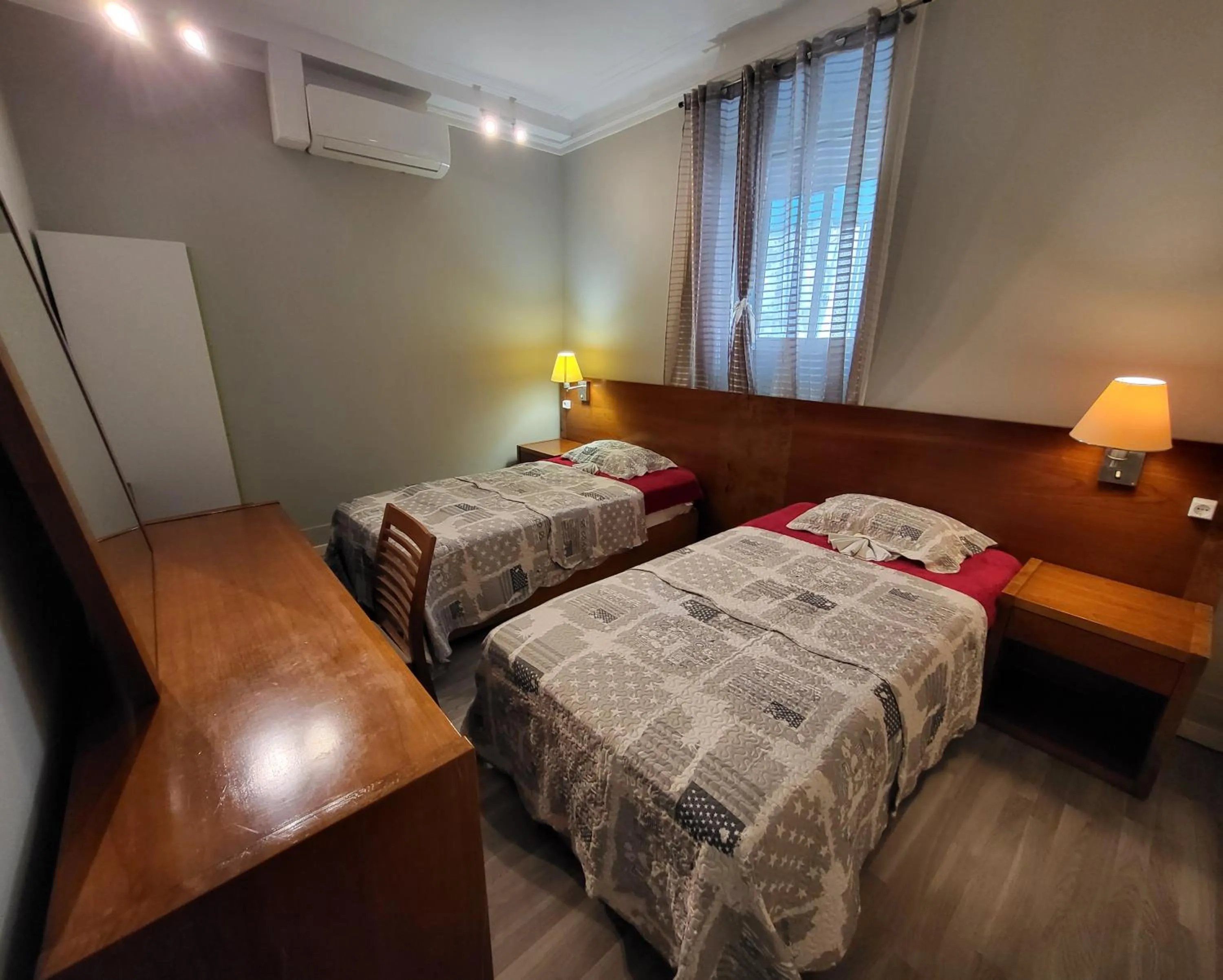 Double or Twin Room in Hostel Seven Hills