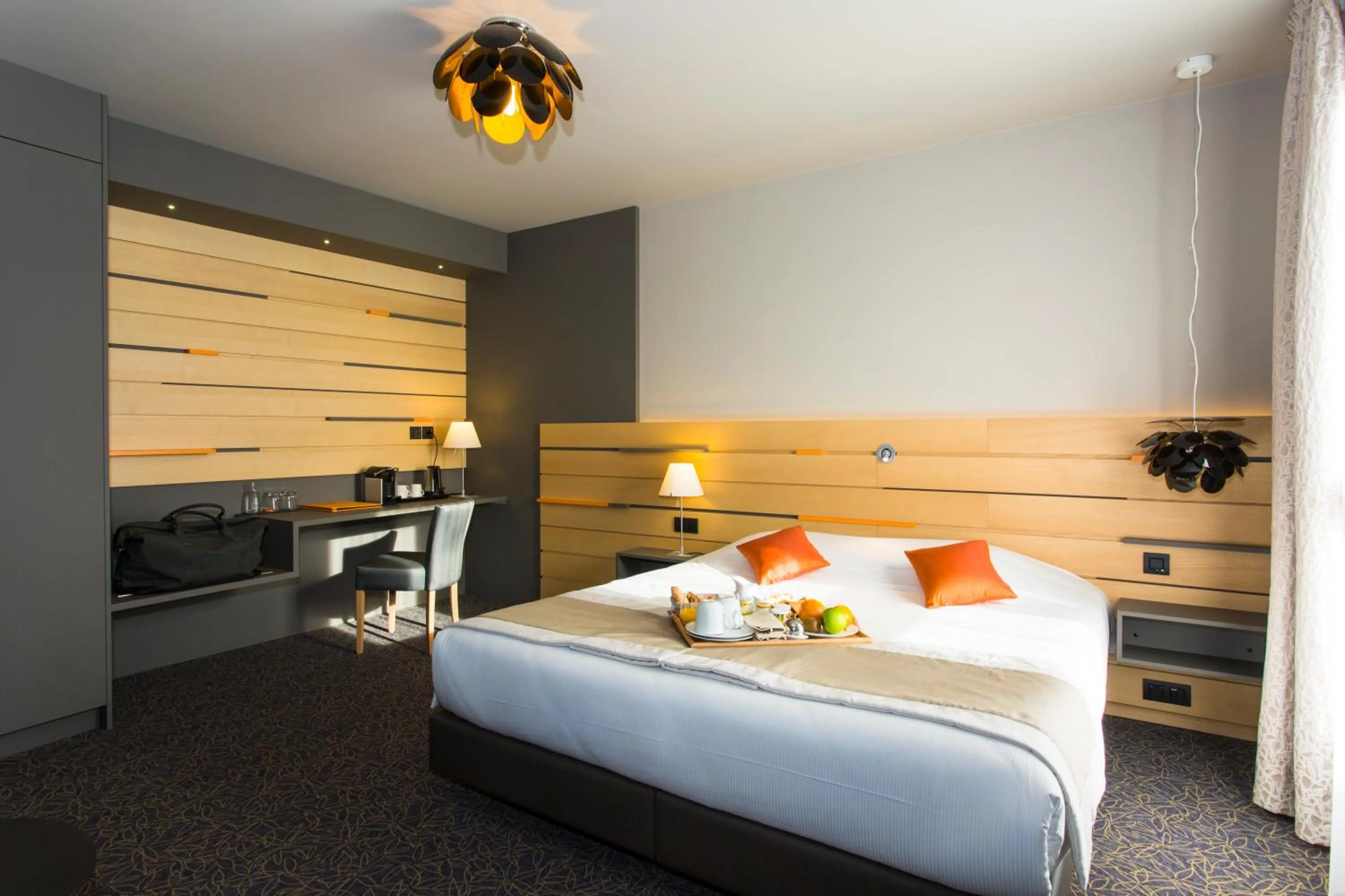 Comfort Double Room in Logis Hôtel du Morvan - Restaurant la Table de Jérôme