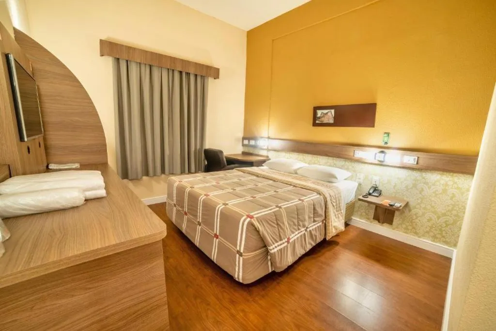 Double Room - single occupancy - Disability Access in Hotel 10 Palmas