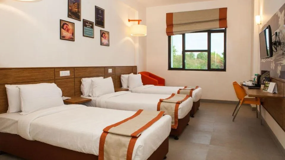 Budget Double Room in Max Hotels Jabalpur