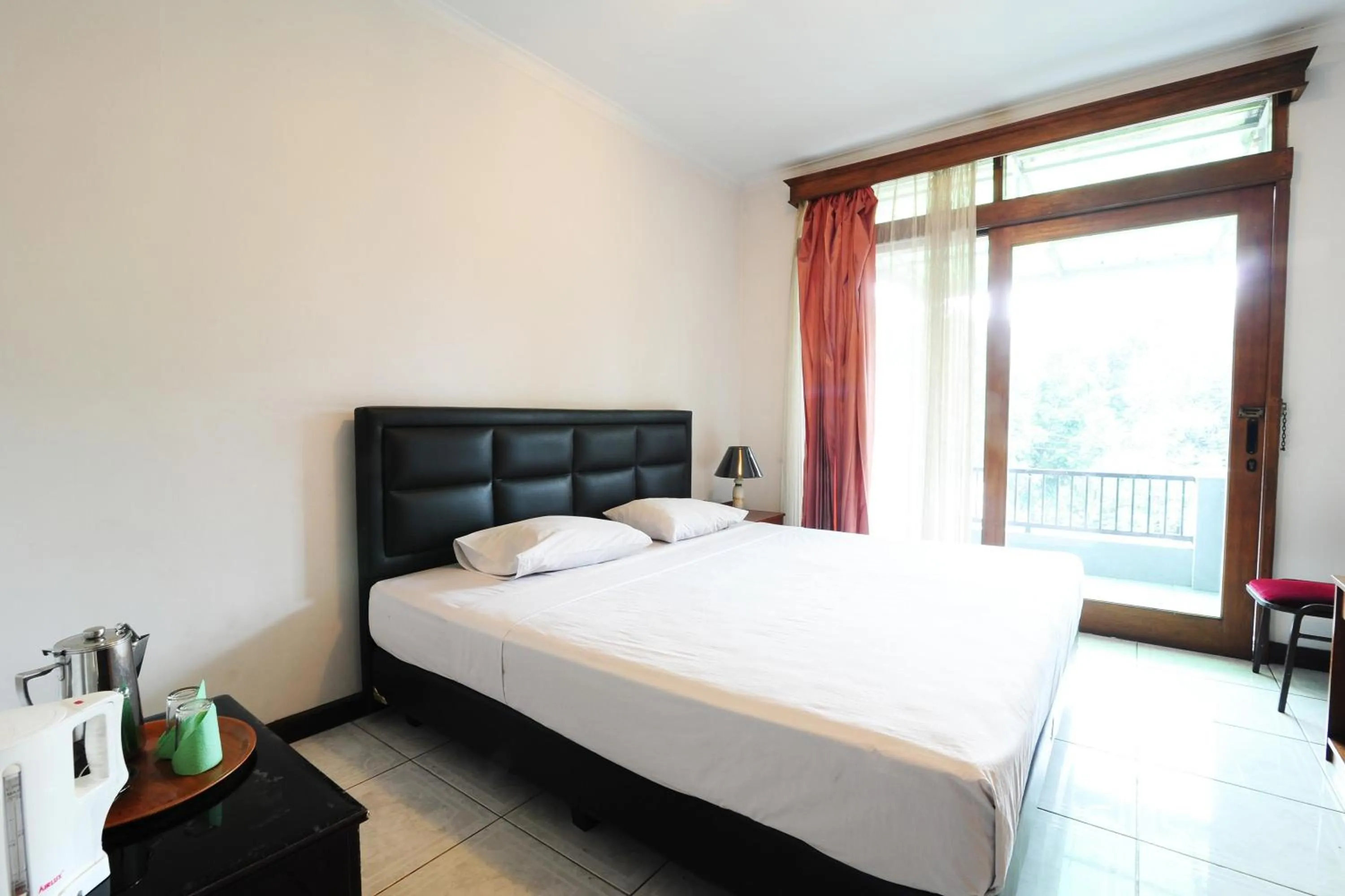 Deluxe Double Room in De'Qur Hotel Bandung