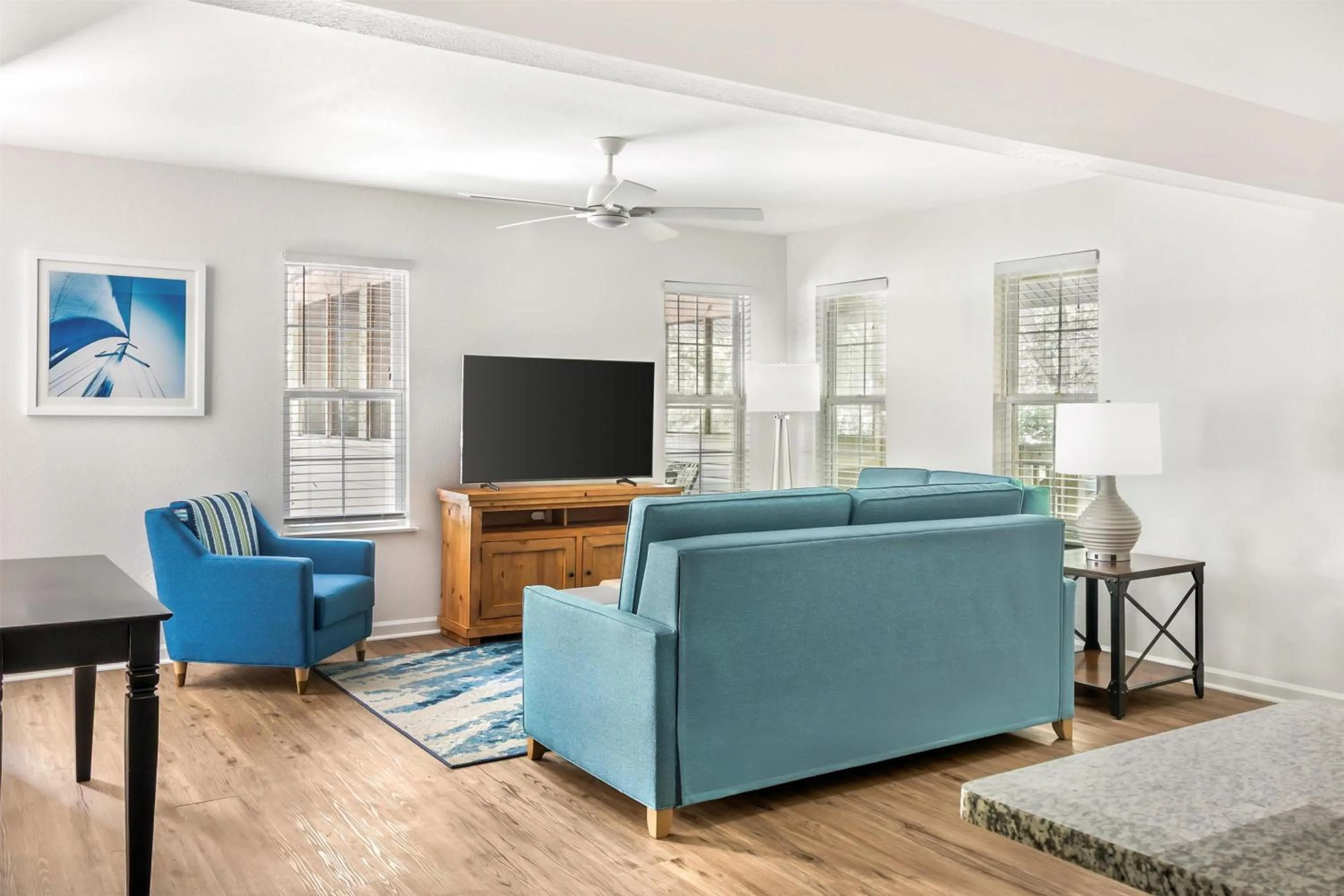 Two-Bedroom King Suite with Two Twin Beds and Open Loft in Hilton Vacation Club Beachwoods Kitty Hawk