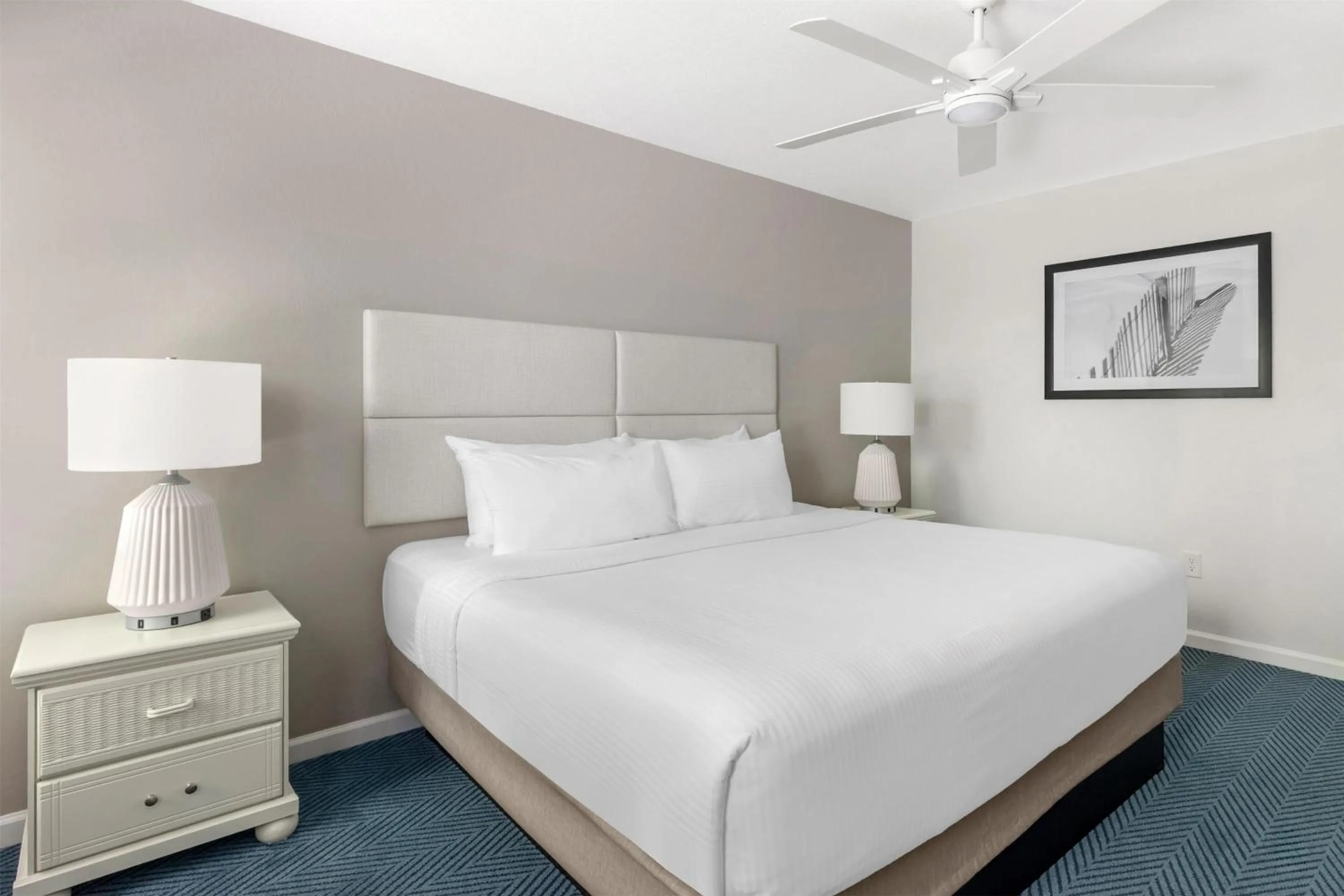 One-Bedroom King Suite with Roll-In Shower - Mobility Access in Hilton Vacation Club Beachwoods Kitty Hawk