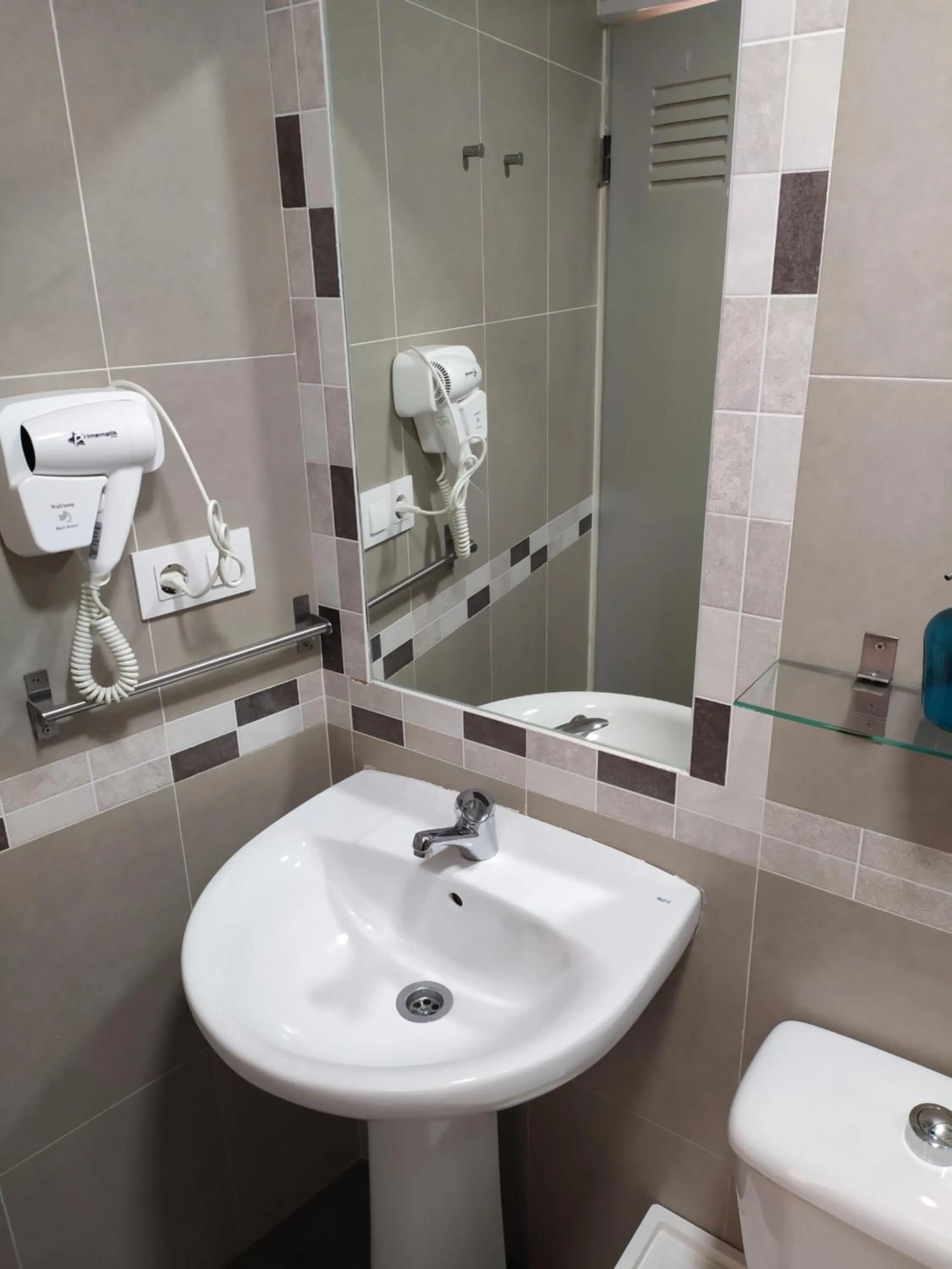 Standard Single Room with Shared Bathroom in Pension Azahar