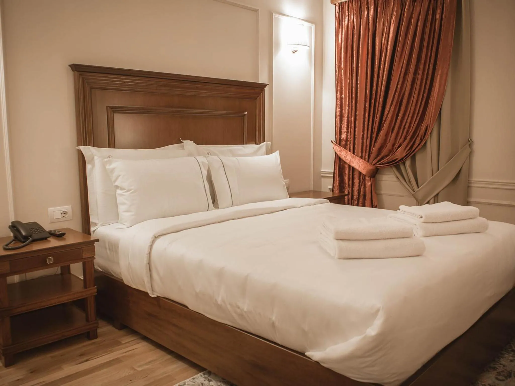 Double Room - single occupancy in Hotel Opera