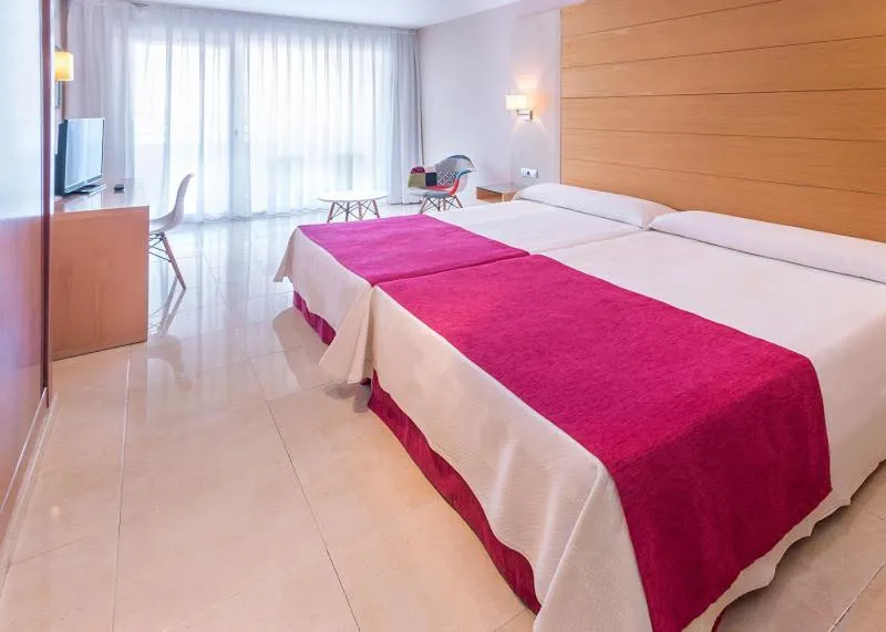  Junior Suite in Mediterraneo Bay Hotel & Resort