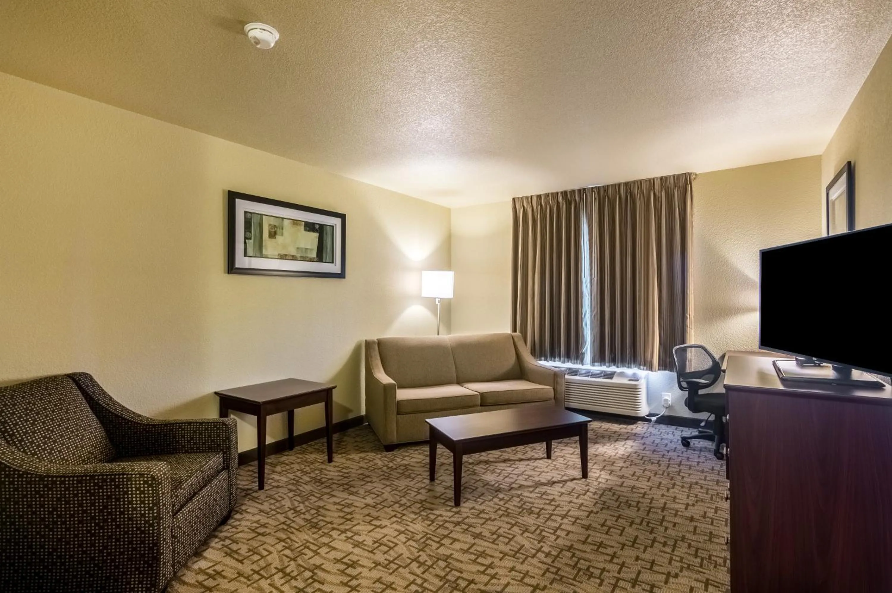 Family Room - Disability Access in Cobblestone Inn & Suites - Lakin