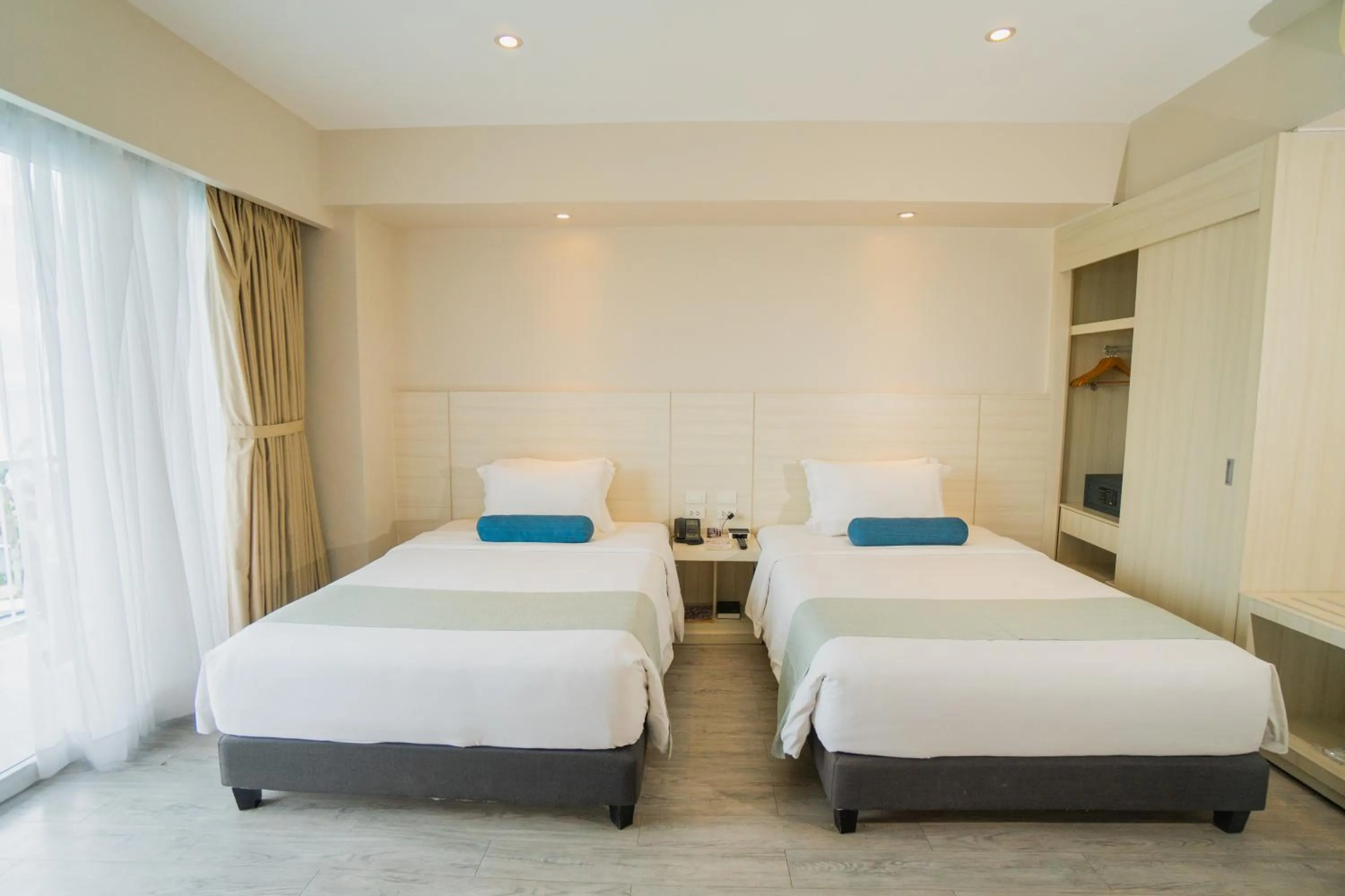 Standard Double Room (Wall View) in Solea Mactan Resort