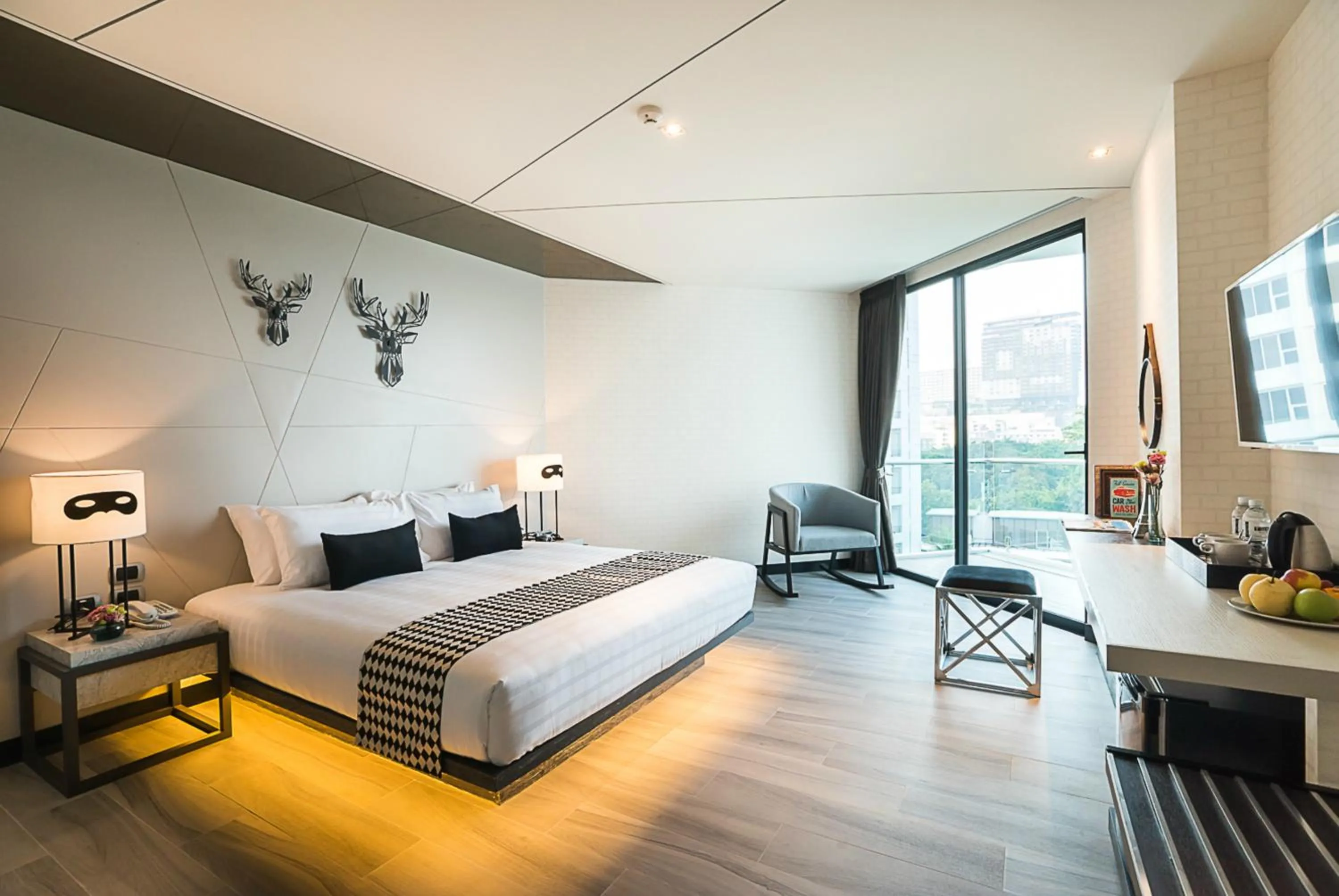 Deluxe Double Room with Sea View in Mera Mare Pattaya