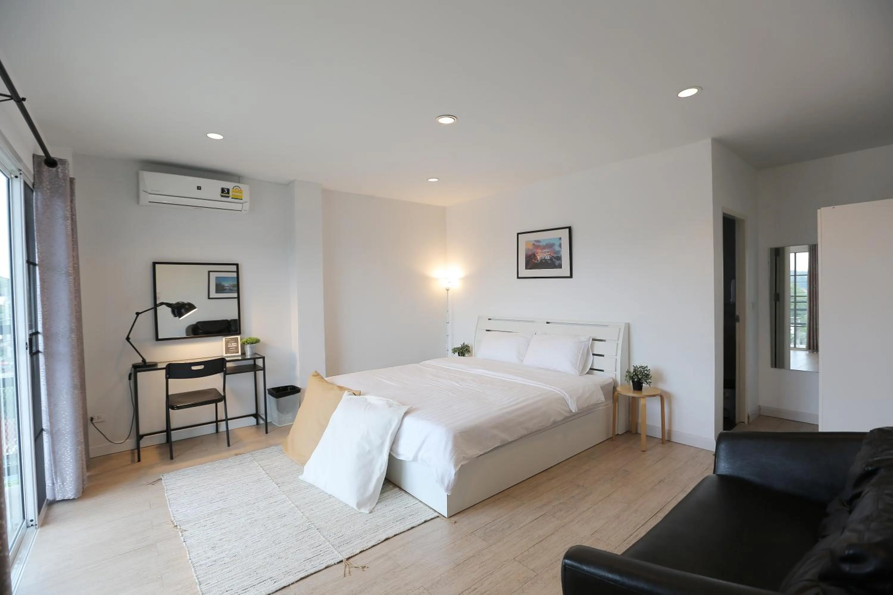 Deluxe Double Room with Balcony in Sleeping Well Chiangkhong