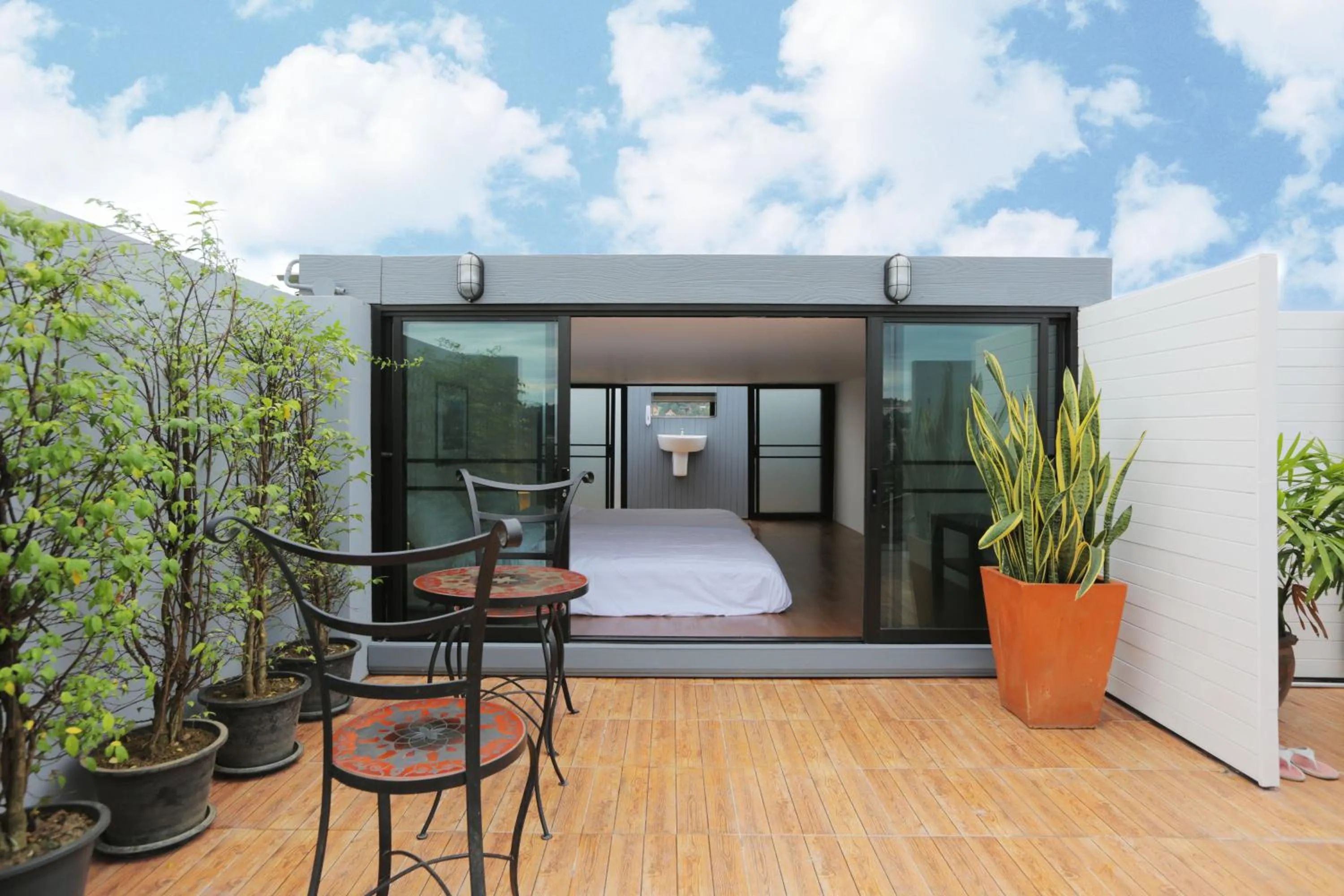 Villa with Sea View - Ceiling heigh 4.6 feet in Sleeping Well Chiangkhong