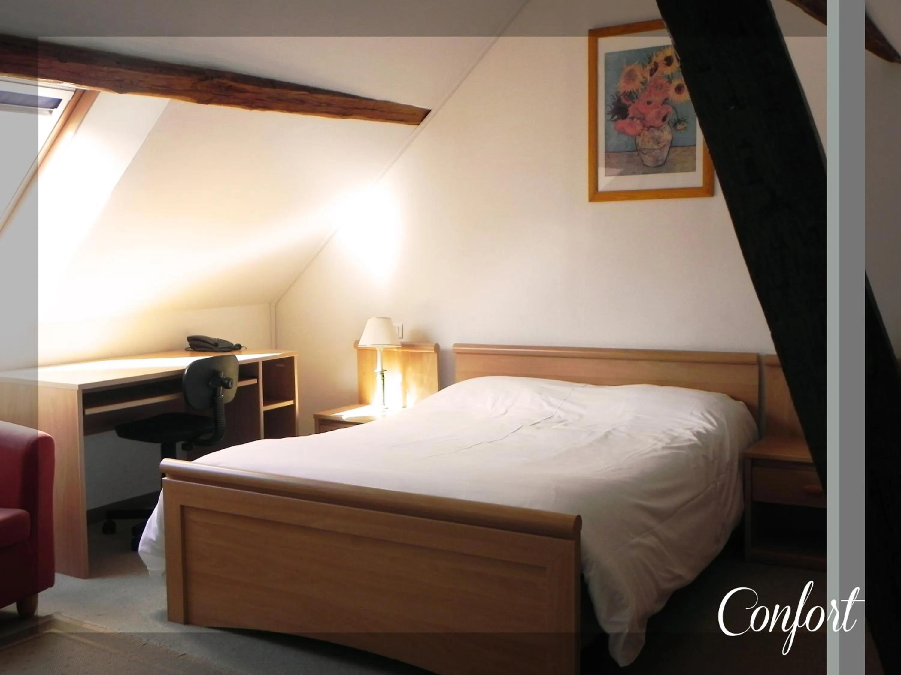 Double Room in Logis Le Relais Champenois