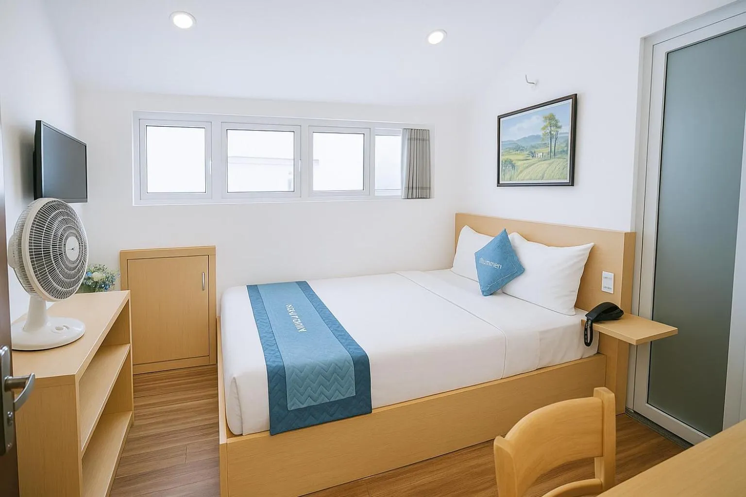 Standard Double Room in Tuan Thuy Hotel