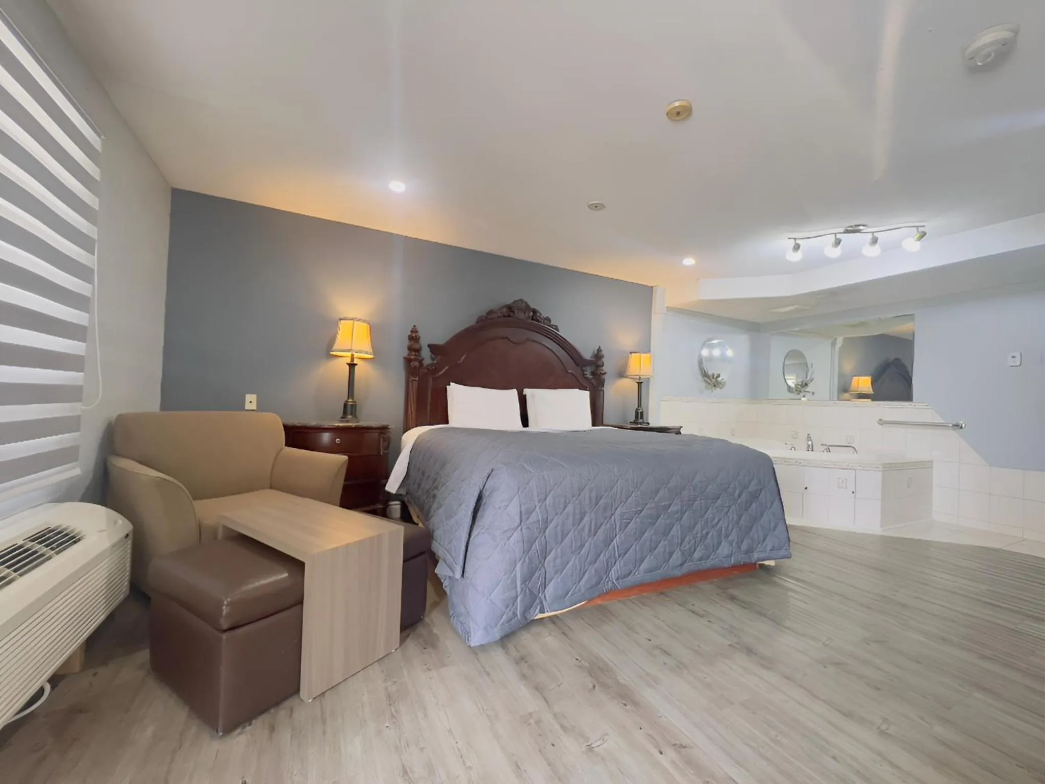 King Suite with Spa Bath in First Canada Hotel Cornwall Hwy 401 ON