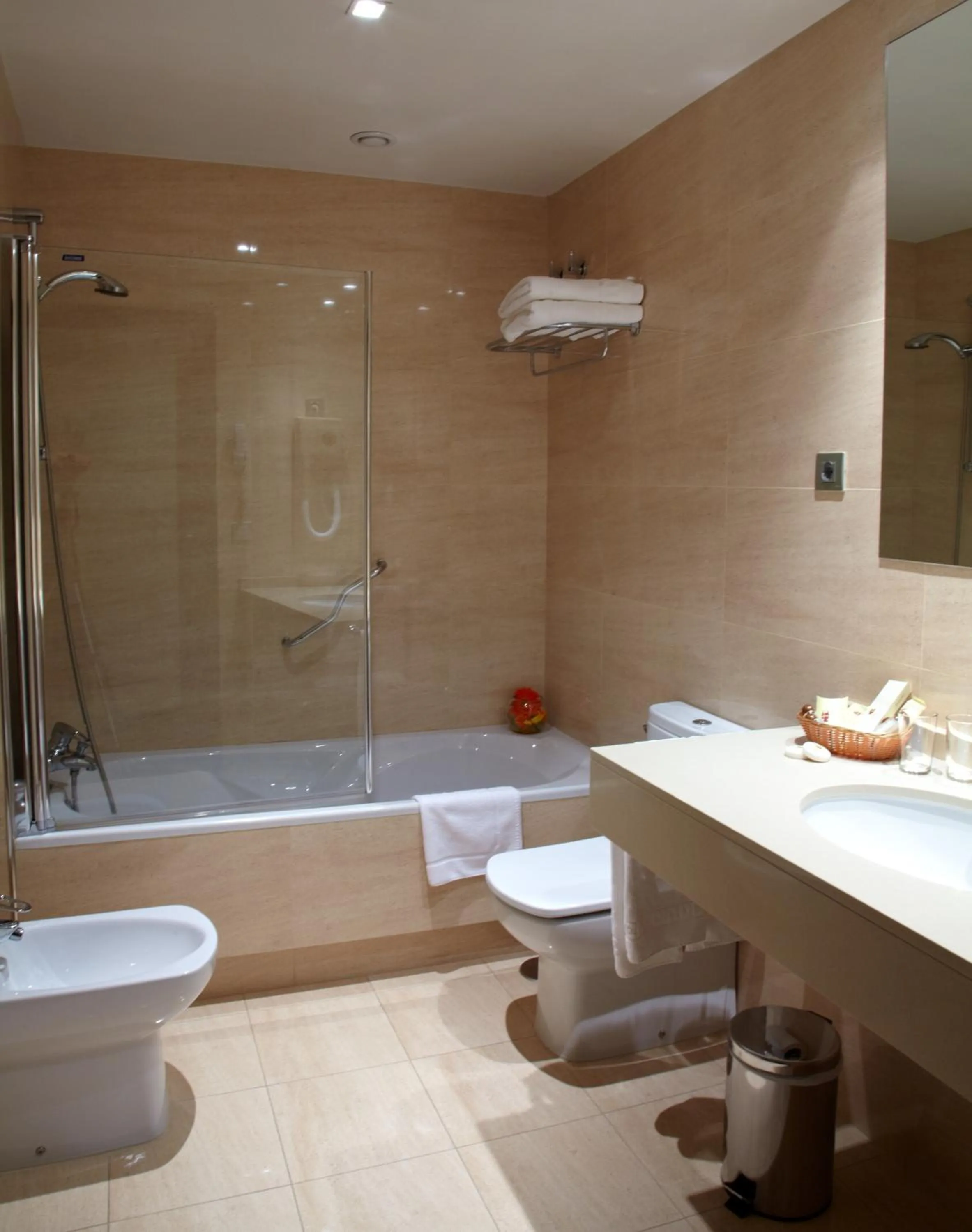 Family Room in Hotel Coia de Vigo