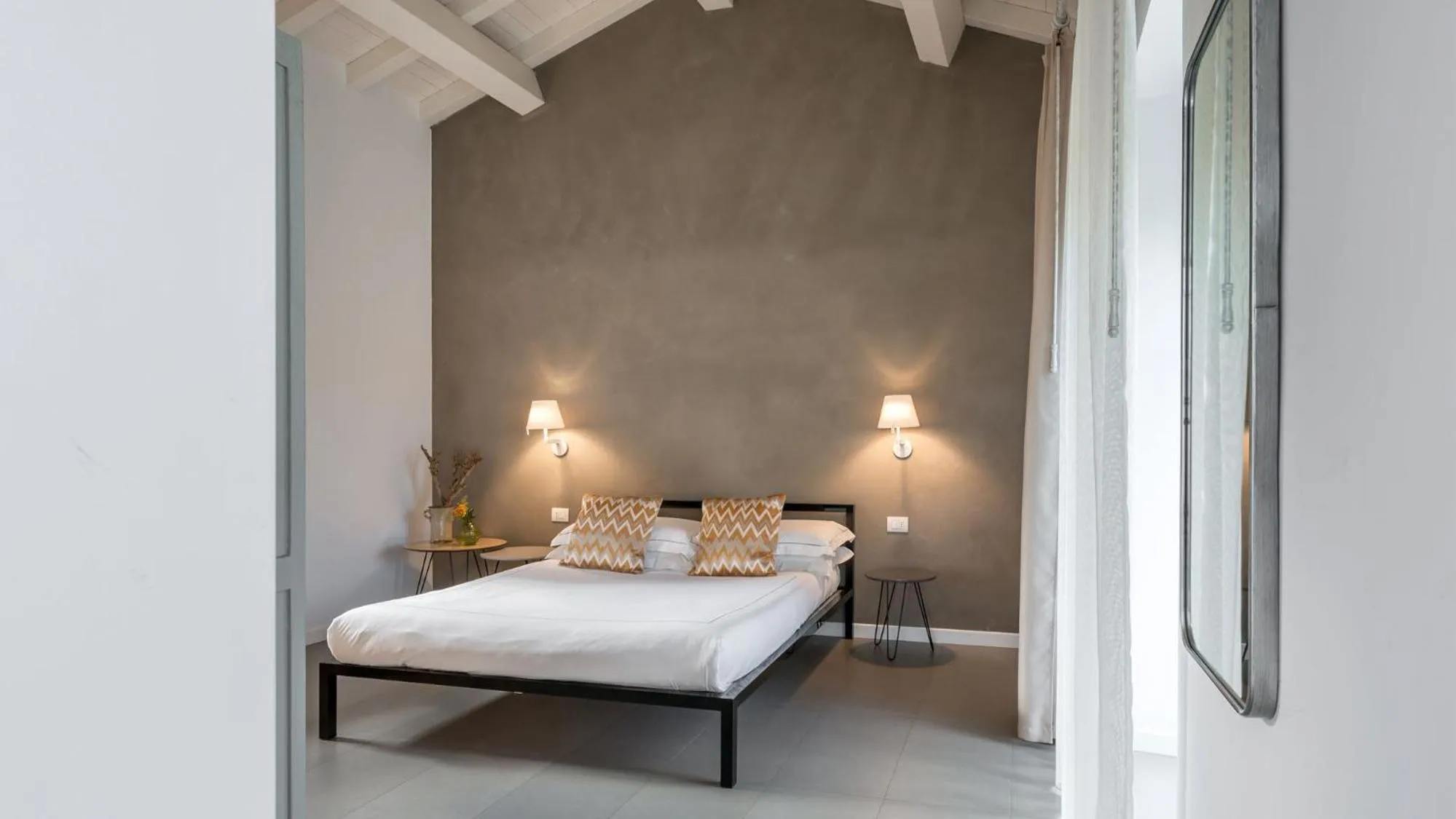 One-Bedroom Apartment - Separate Building in Talè Restaurant & Suite