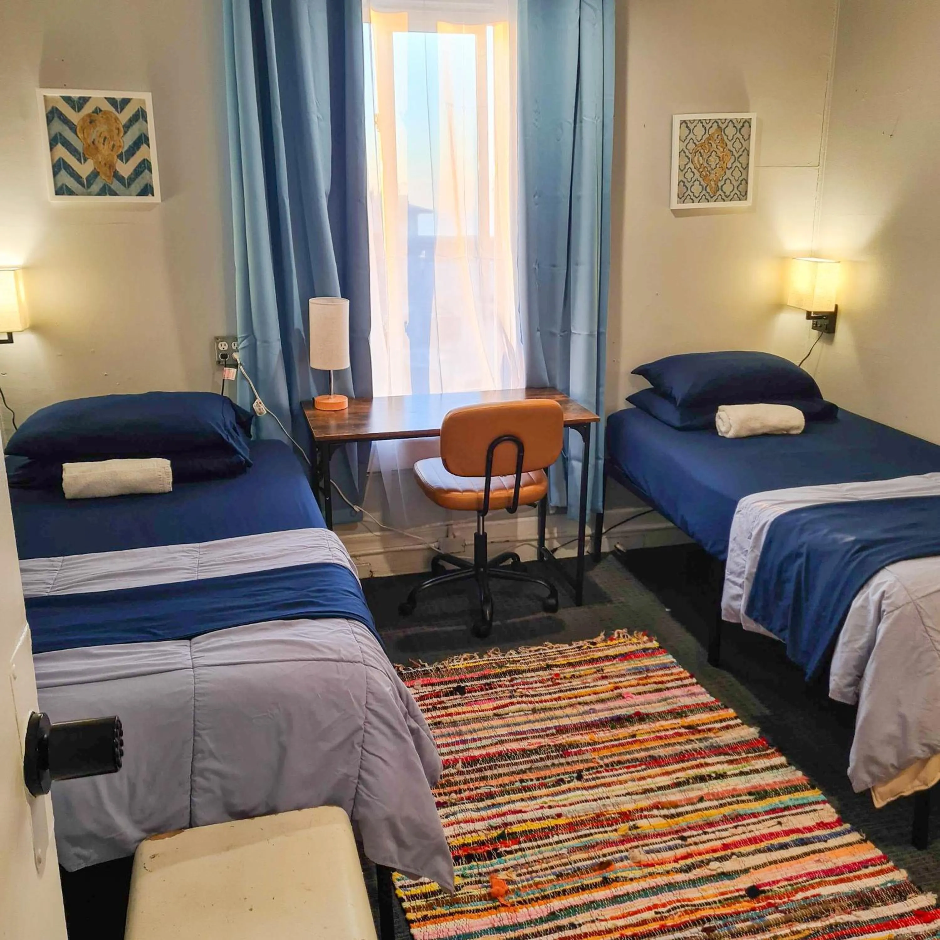 Deluxe Twin Room with Sea View in ITH Hermosa Beach Surf Hostel LAX