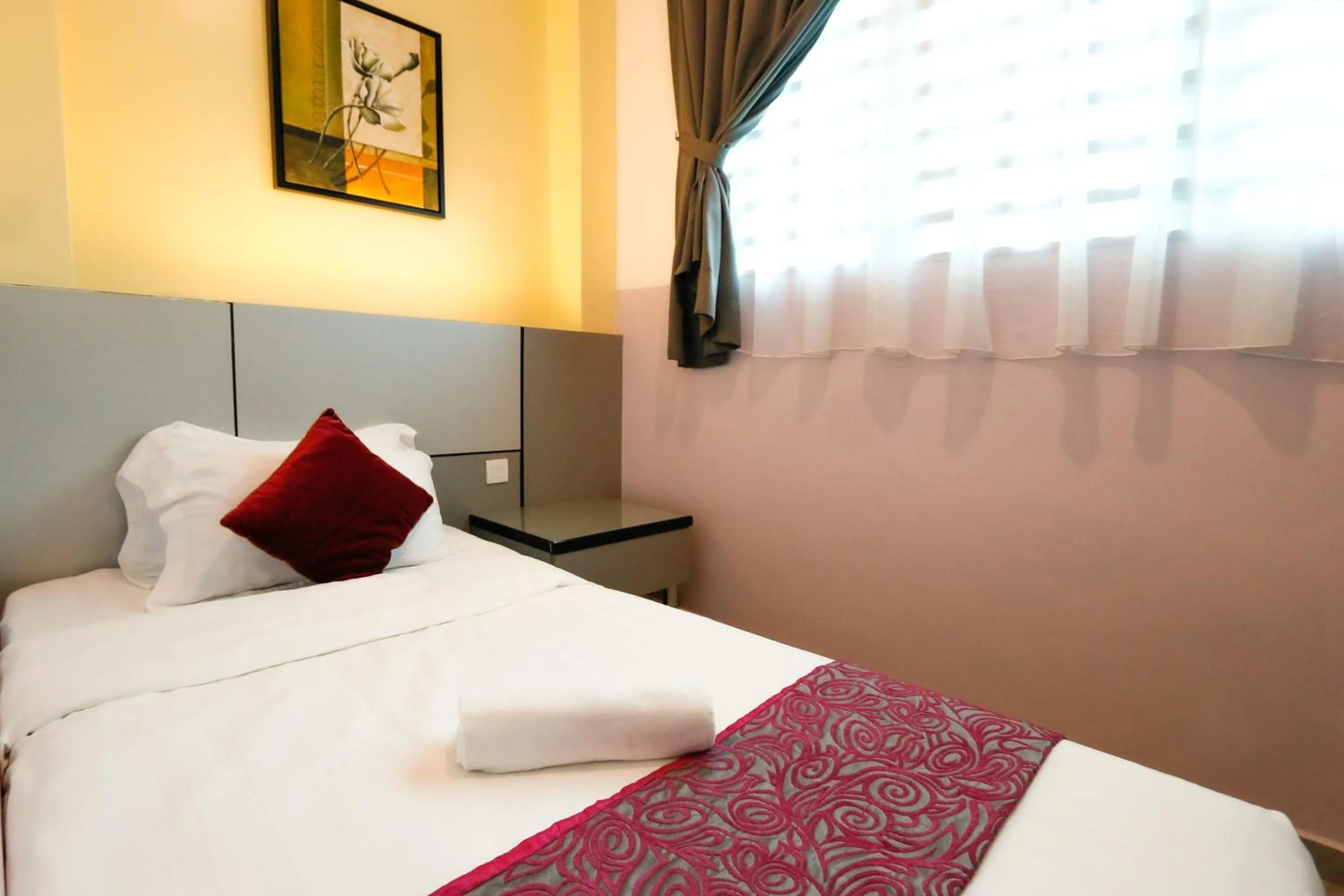 Deluxe Single Room - single occupancy in Travelland Hotel