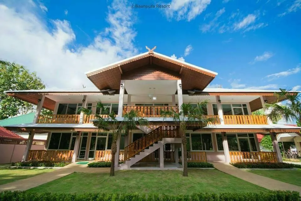 Triple Room with Garden View in Baanpufa Resort