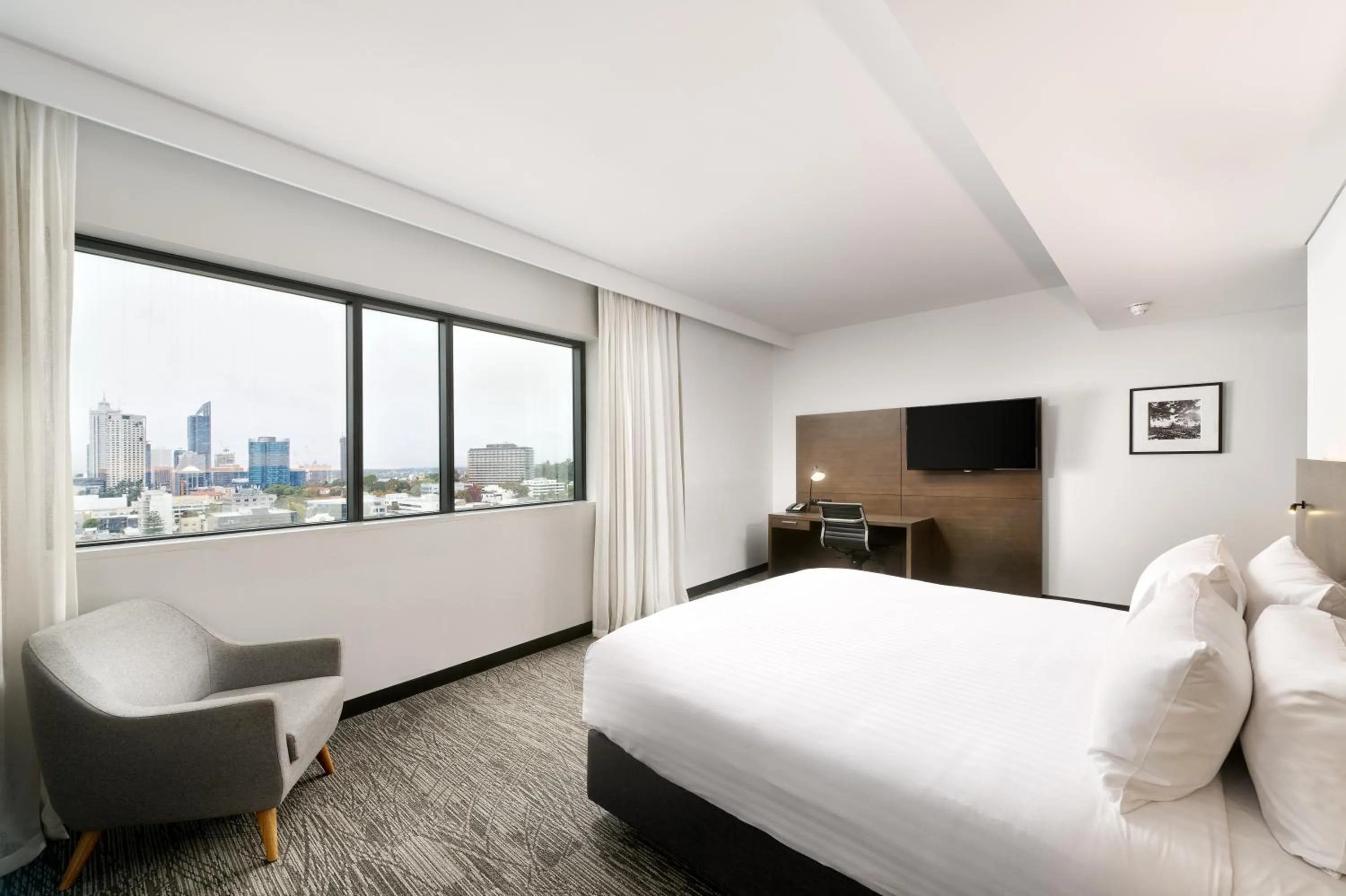 Premium King Room with City View in Holiday Inn West Perth by IHG